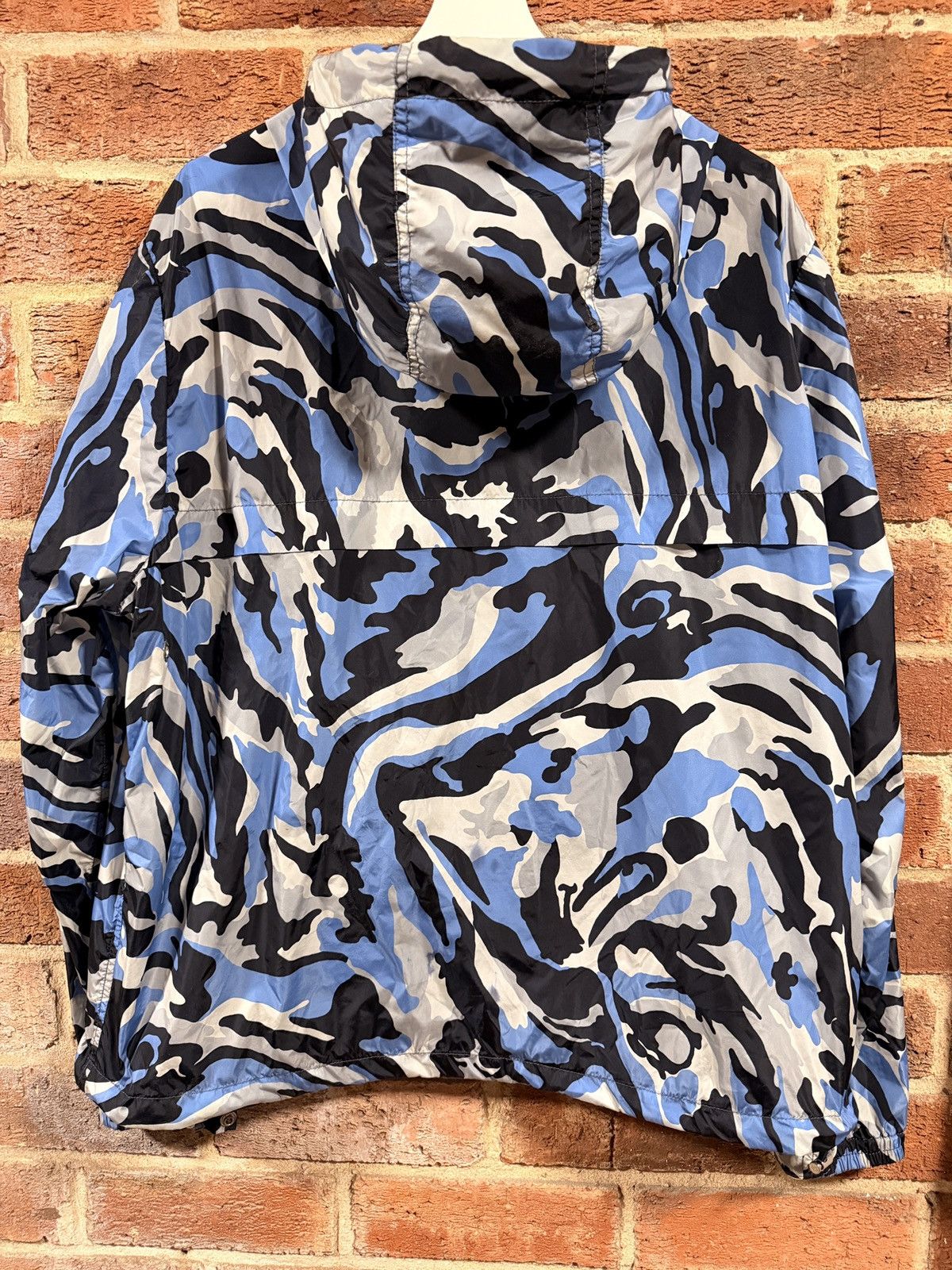 Moncler Moncler Fayence Windbreaker Size US L / EU 52-54 / 3 - 3 Thumbnail