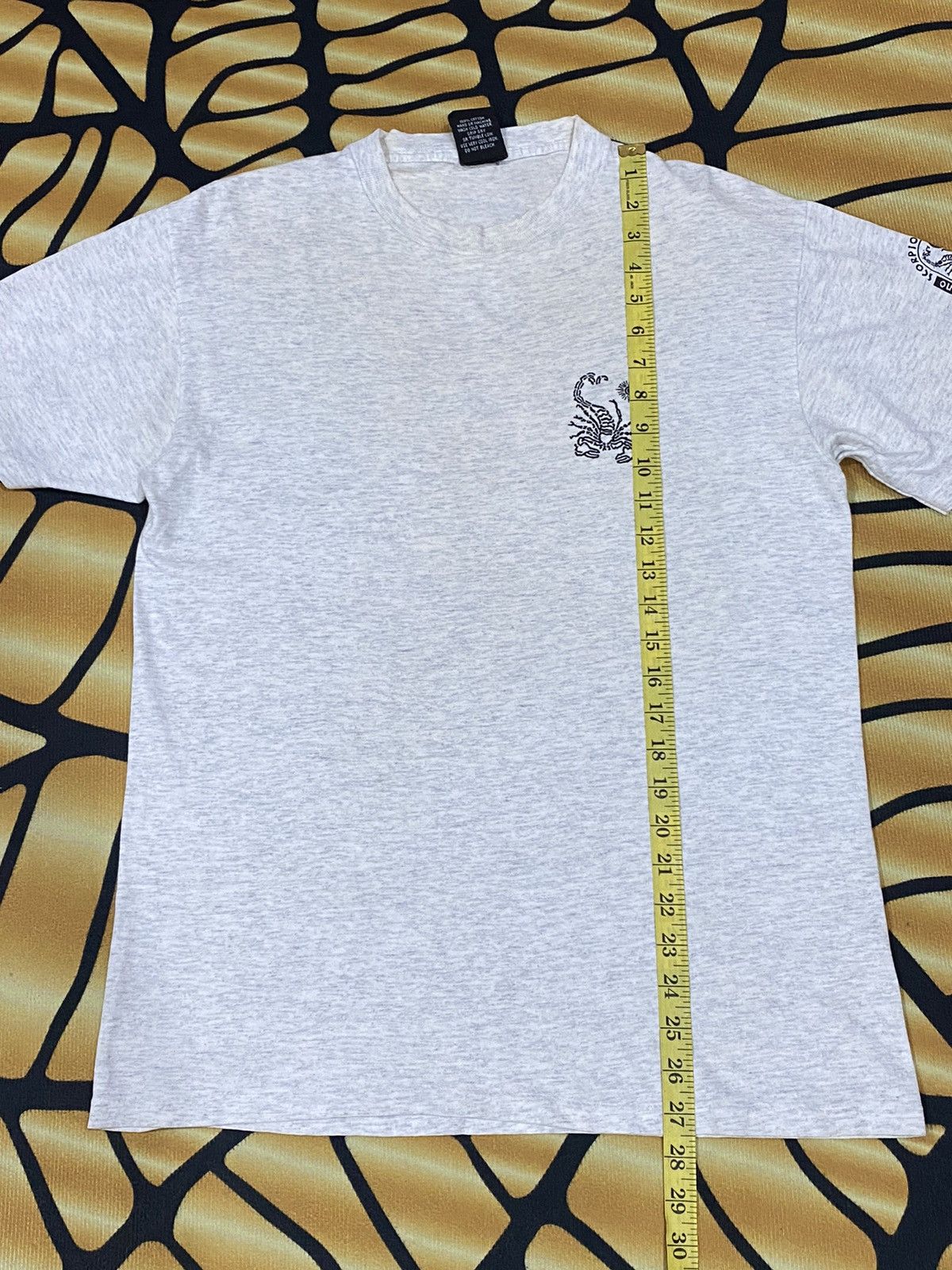 Vintage RARE VINTAGE SCORPION BAY NICE DESIGN TEE Size US M / EU 48-50 / 2 - 13 Thumbnail