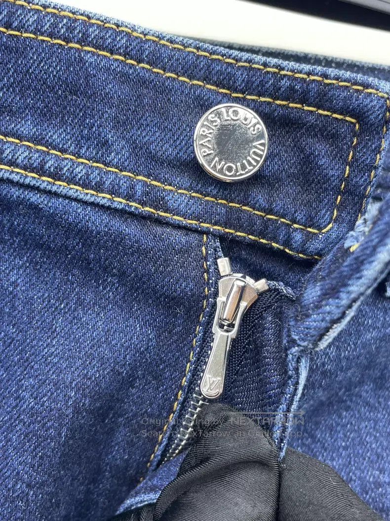 Louis Vuitton Louis Vuitton Blue denim pencil pants Size US 36 / EU 52 - 4 Thumbnail