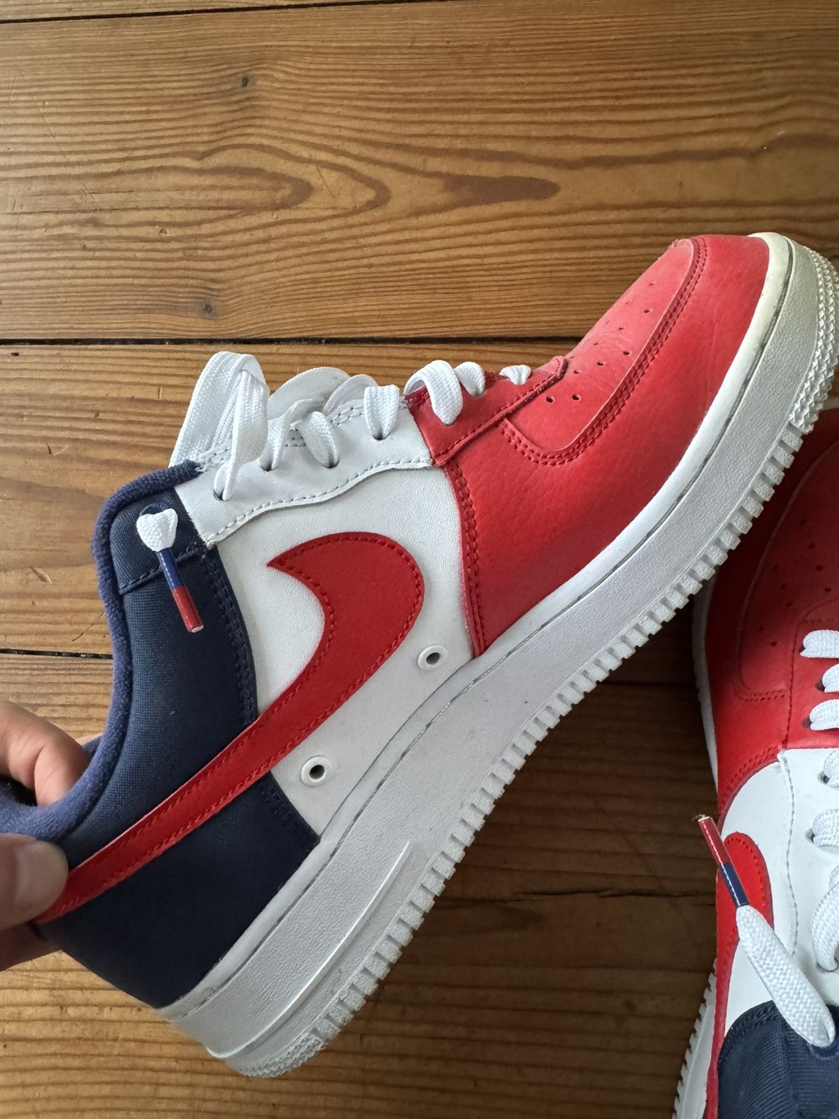 Nike Nike Air Force 1 Mini Swoosh July 4th Independence Day 2017 Size US 10 / EU 43 - 2 Thumbnail