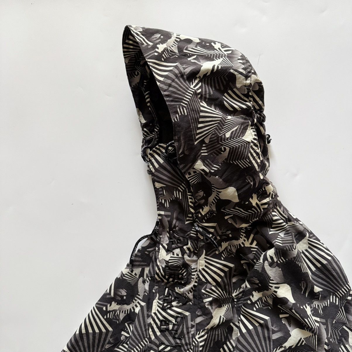 Bape BAPE Dazzle Camo Snowboard Jacket Rare Monochromatic Pattern Size US M / EU 48-50 / 2 - 2 Thumbnail