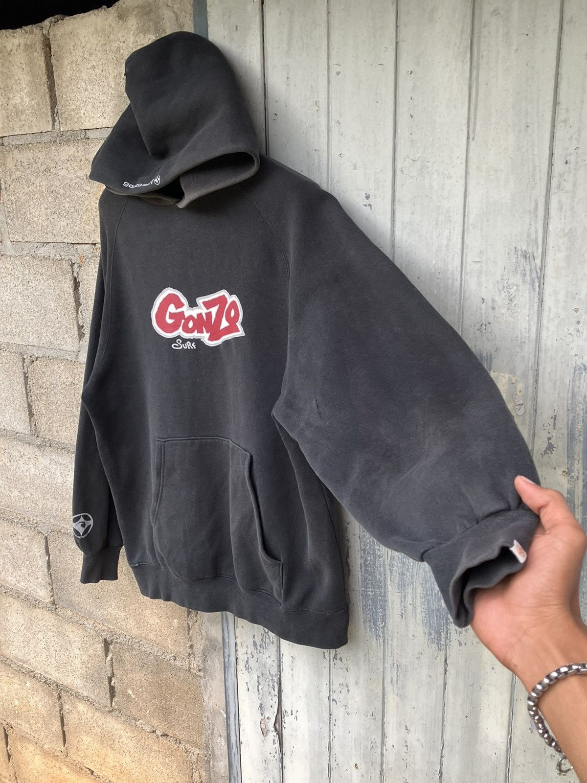 Vintage Vintage Gonzo Surf trademark hits items but is hard to find. Size US S / EU 44-46 / 1 - 1 Thumbnail