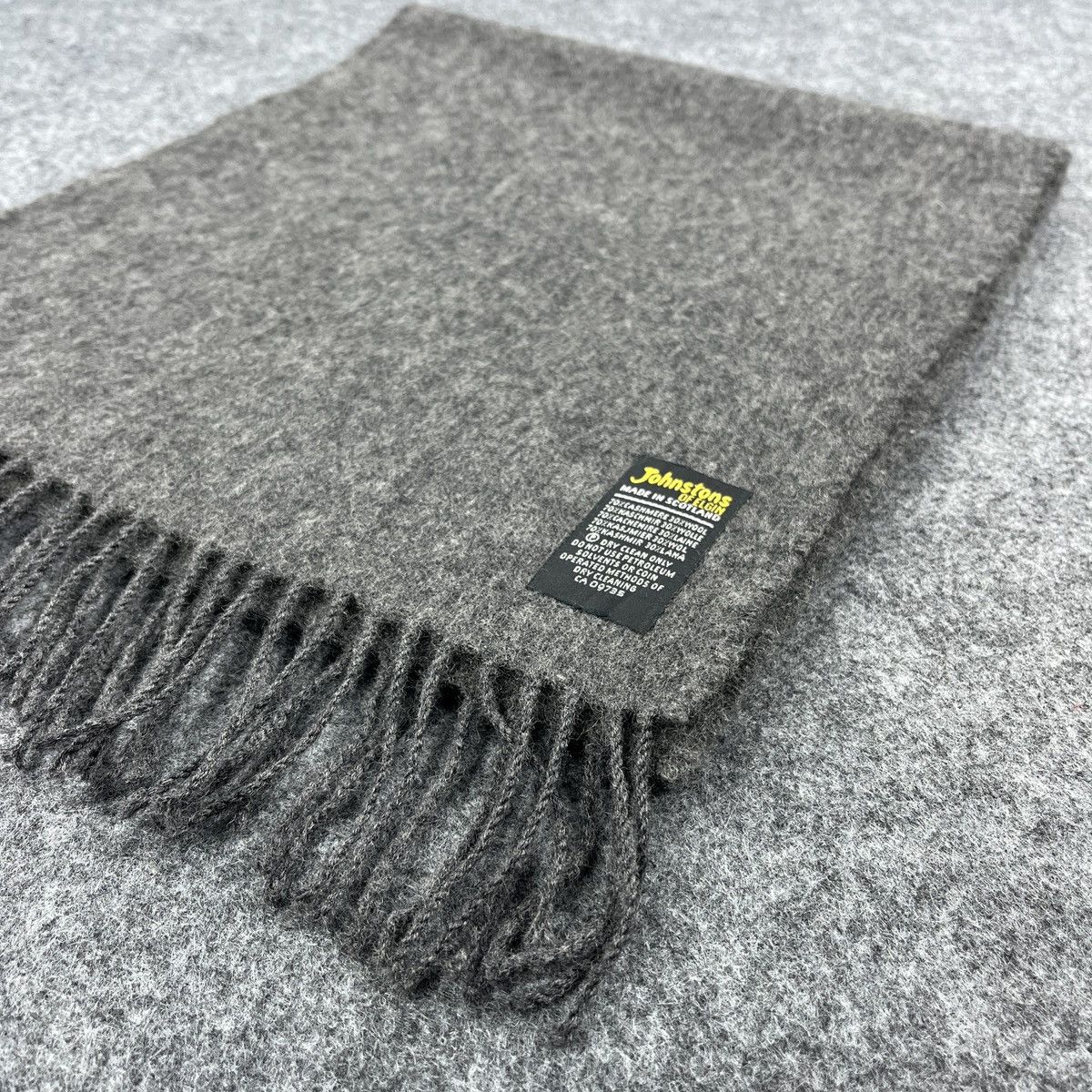 Johnstons Of Elgin Johnstons Of Elgin Scarf / Muffler / Neckwear T1119 Size ONE SIZE - 4 Thumbnail