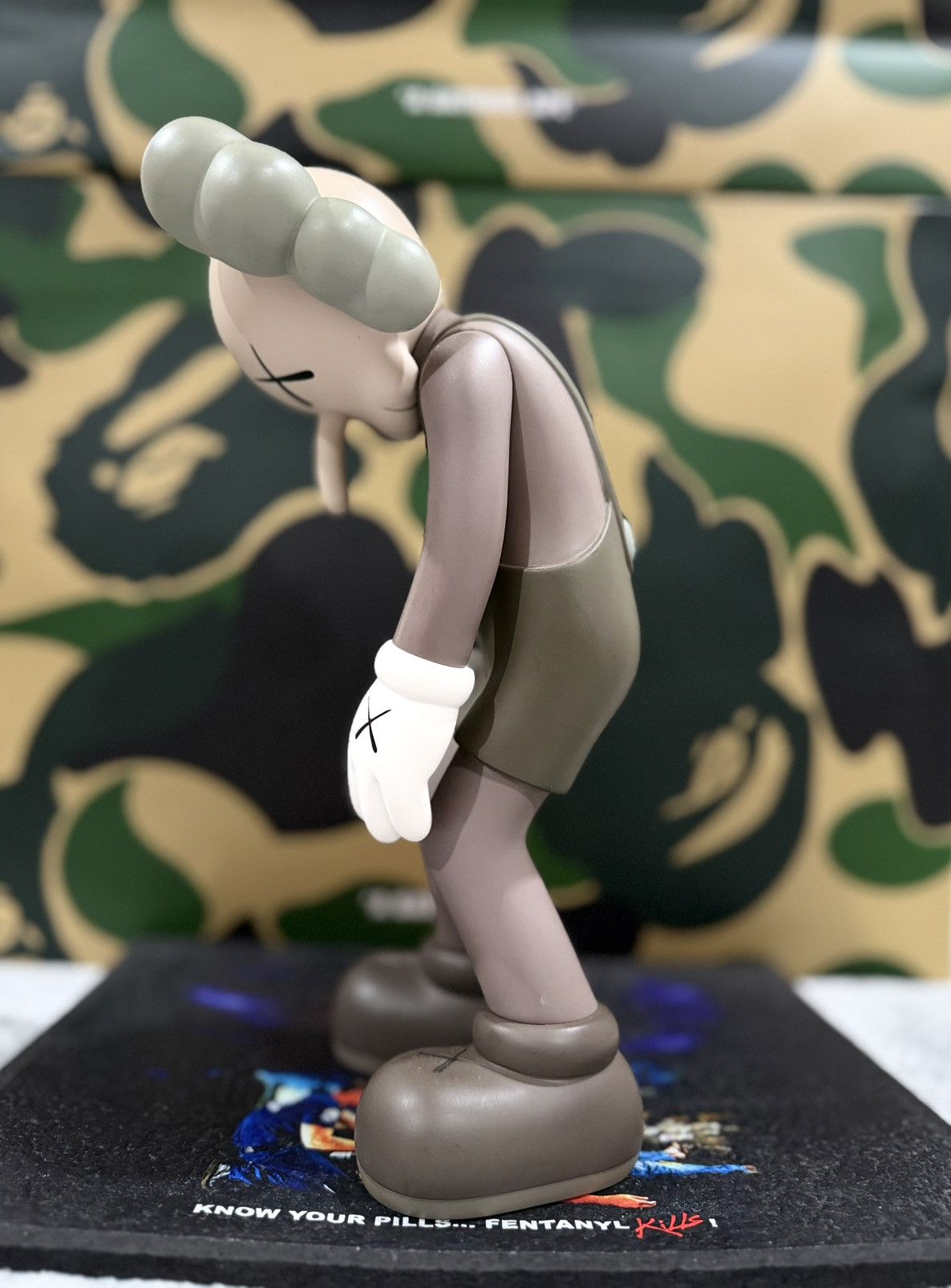 Kaws Kaws Small Lie Size ONE SIZE - 2 Thumbnail