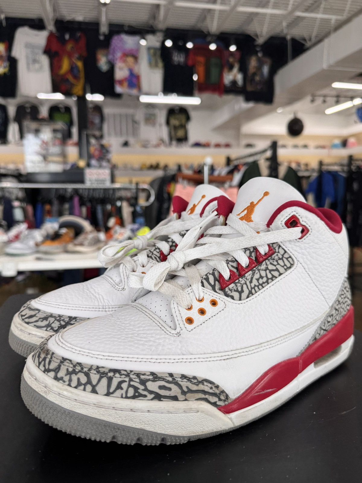 Jordan Brand Air Jordan 3 Cardinal Red Size 10 (2022) Size US 10 / EU 43 - 1 Thumbnail