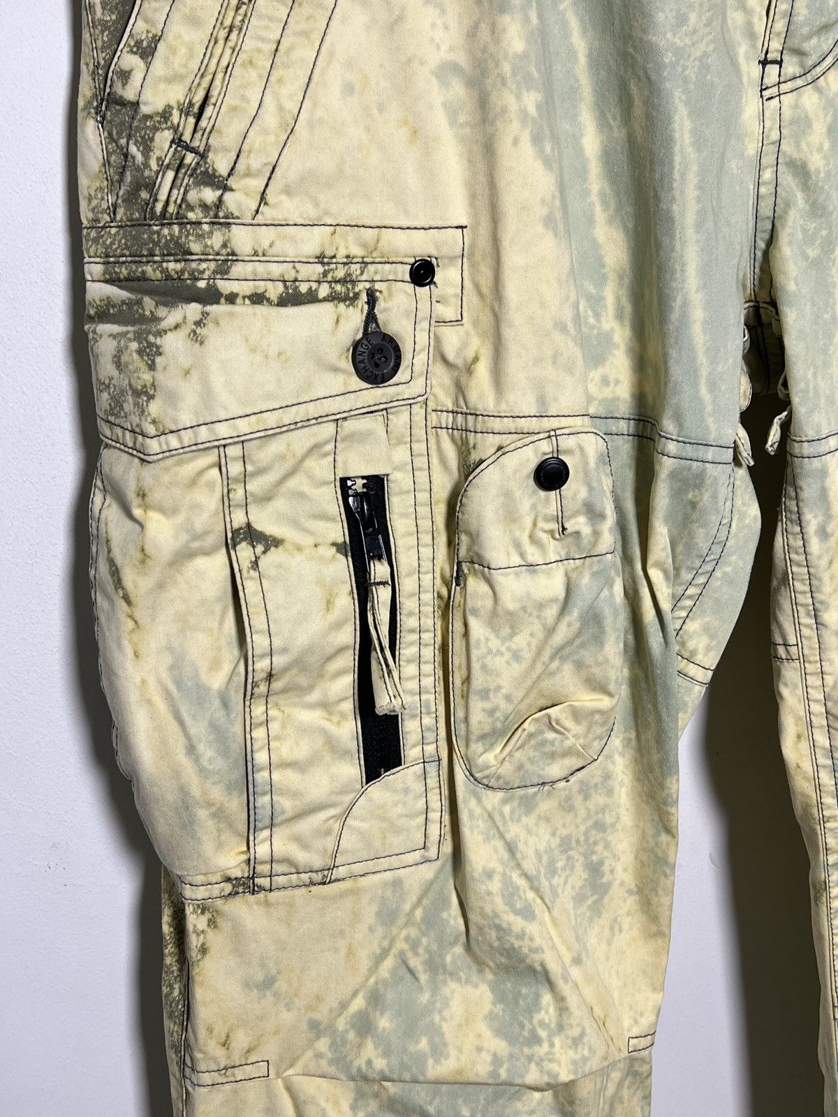 Giorgio Armani giorgio armani tie dye cargo camo multipocket army pants Size US 33 - 7 Thumbnail