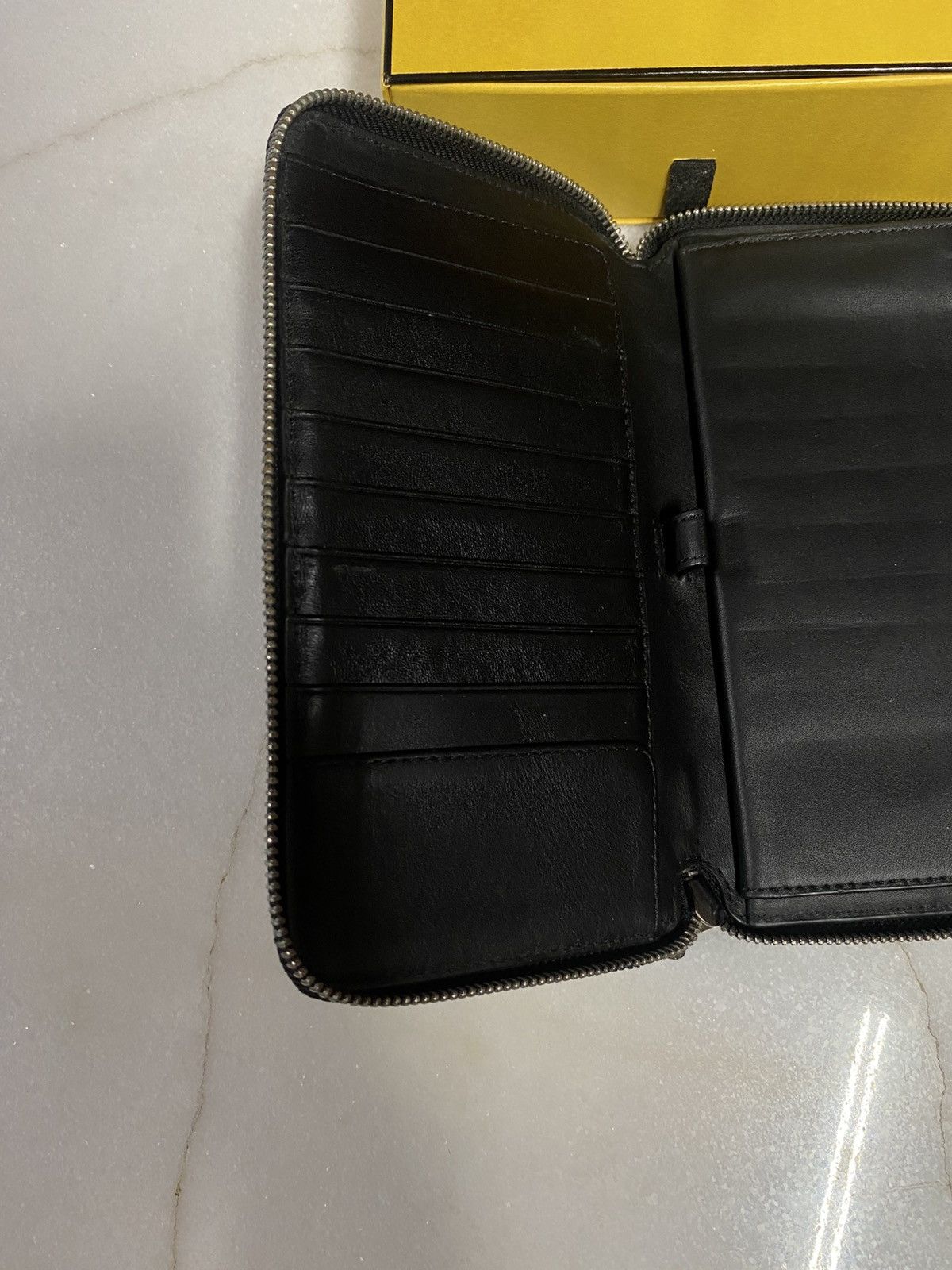 Burberry Burberry Plaid Blue Long Leather Wallet Preowned Size ONE SIZE - 7 Thumbnail