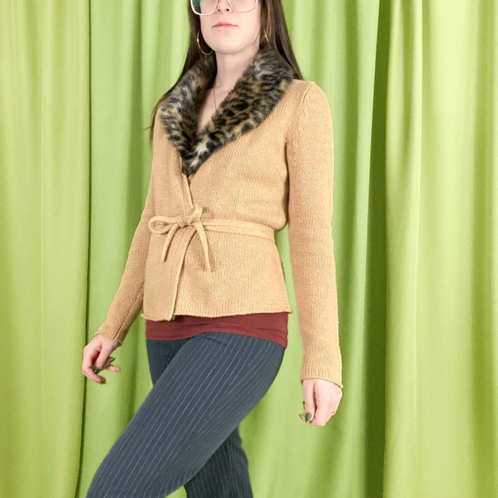 Vintage 90s Vintage Beige and Brown Knit Sweater Cheetah Fur Collar Size S / US 4 / IT 40 - 3 Thumbnail