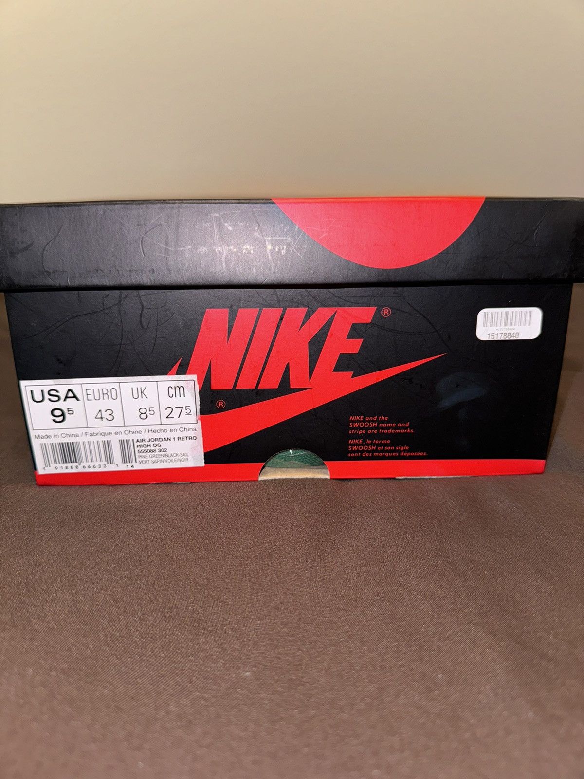 Nike Air Jordan 1 Retro High OG Pine Green/ Black sail Size US 9.5 / EU 42-43 - 5 Thumbnail
