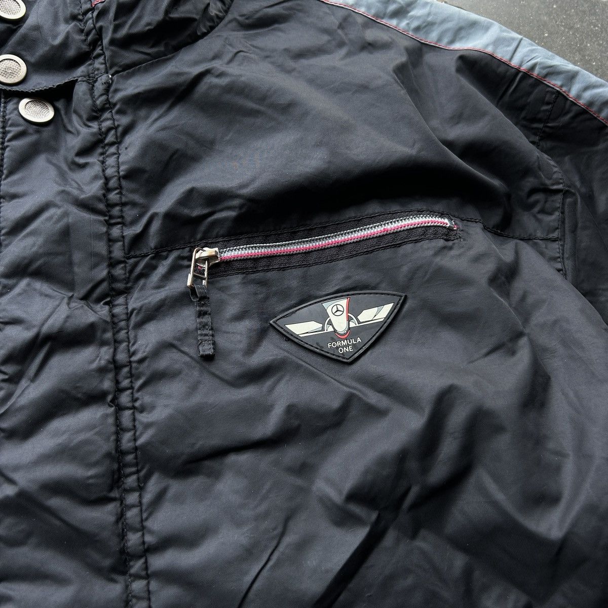 Formula 1 Mercedes Benz F1 Bomber Jacket XL Size US XXL / EU 58 / 5 - 8 Thumbnail