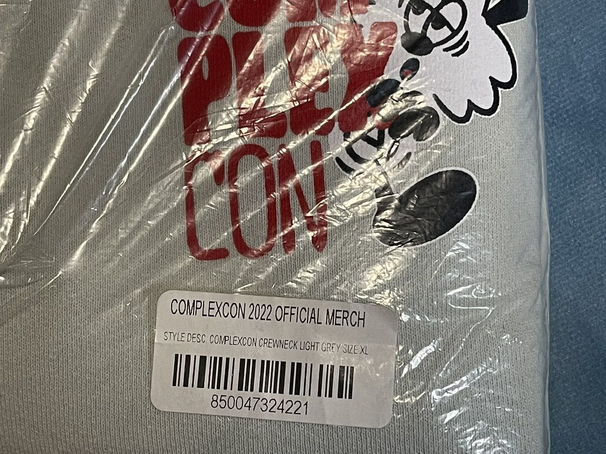 Complex ComplexCon x Girls Don’t Cry Collab Verdy Vick Crewneck Size US XL / EU 56 / 4 - 3 Thumbnail