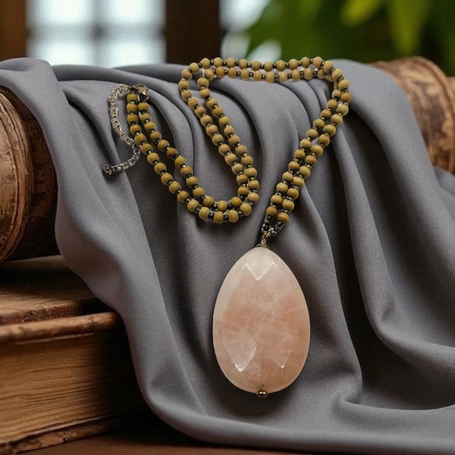 Vintage Rose Quartz Pendant Necklace-Wood Beads-Boho Chic-Gemstone Size ONE SIZE - 5 Thumbnail
