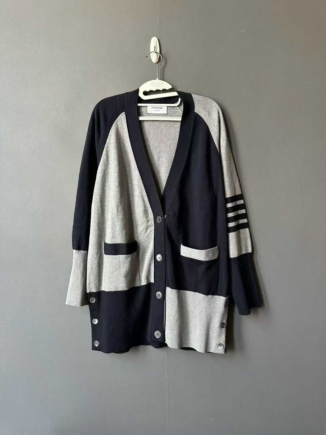 Thom Browne thom browne long color-blocked knit cardigan Size US M / EU 48-50 / 2 - 1 Thumbnail