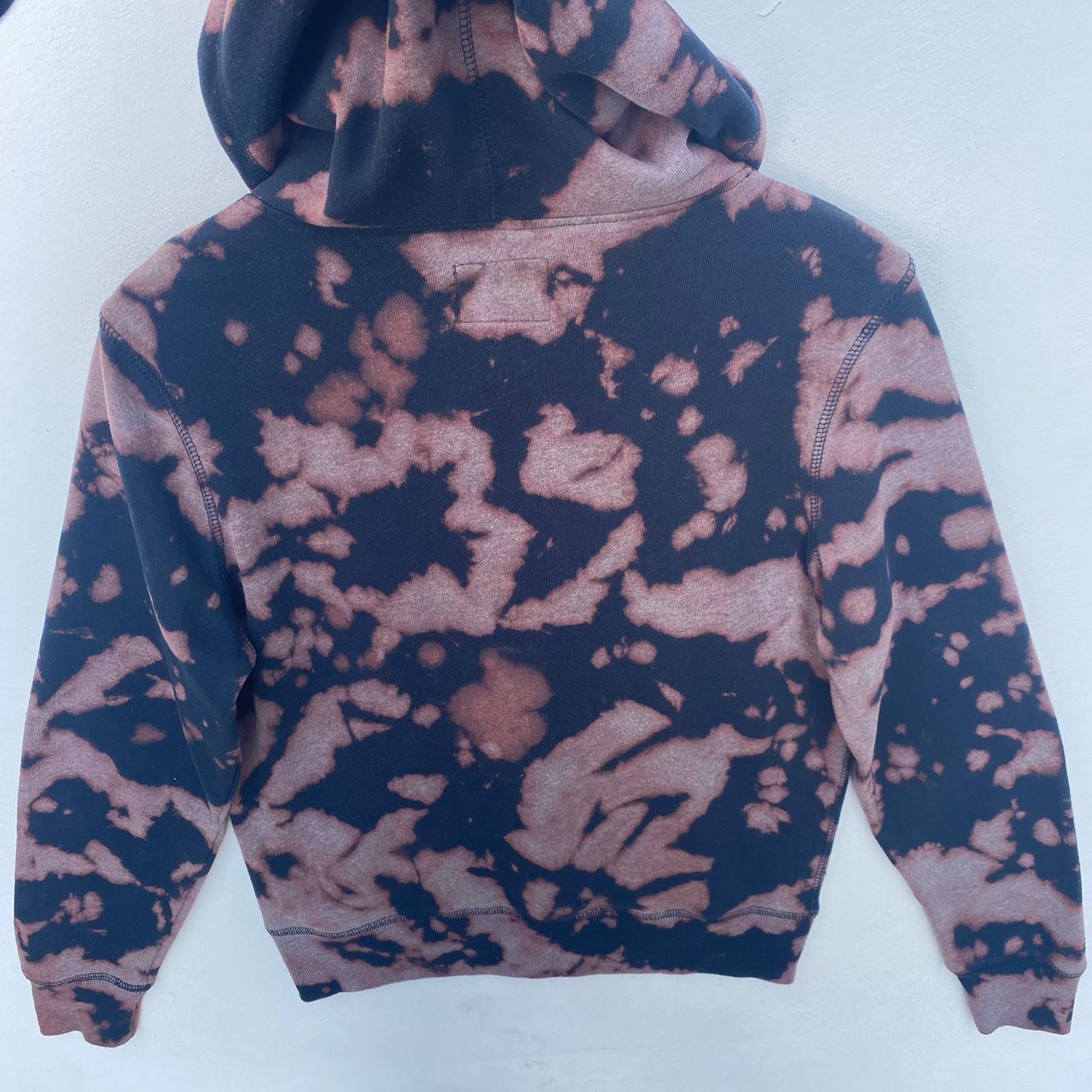 Other BOSTON RED SOX BLEACH WASH HOODIE MEDIUM PULLOVER Size US M / EU 48-50 / 2 - 6 Thumbnail