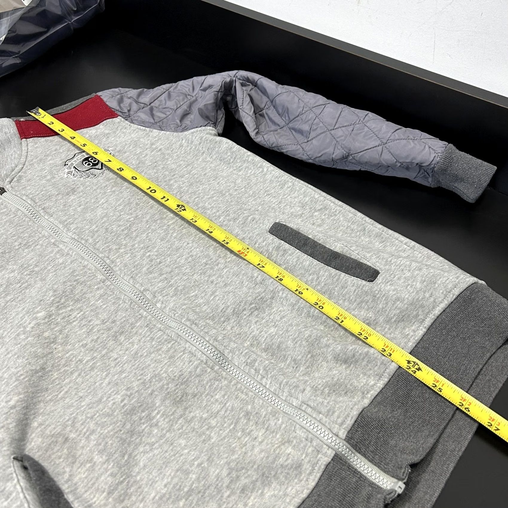 Vintage HARO Jacket Mens M Gray Quilted Sleeves Full Zip Athletic 68 Sweatshirt Size US M / EU 48-50 / 2 - 7 Thumbnail