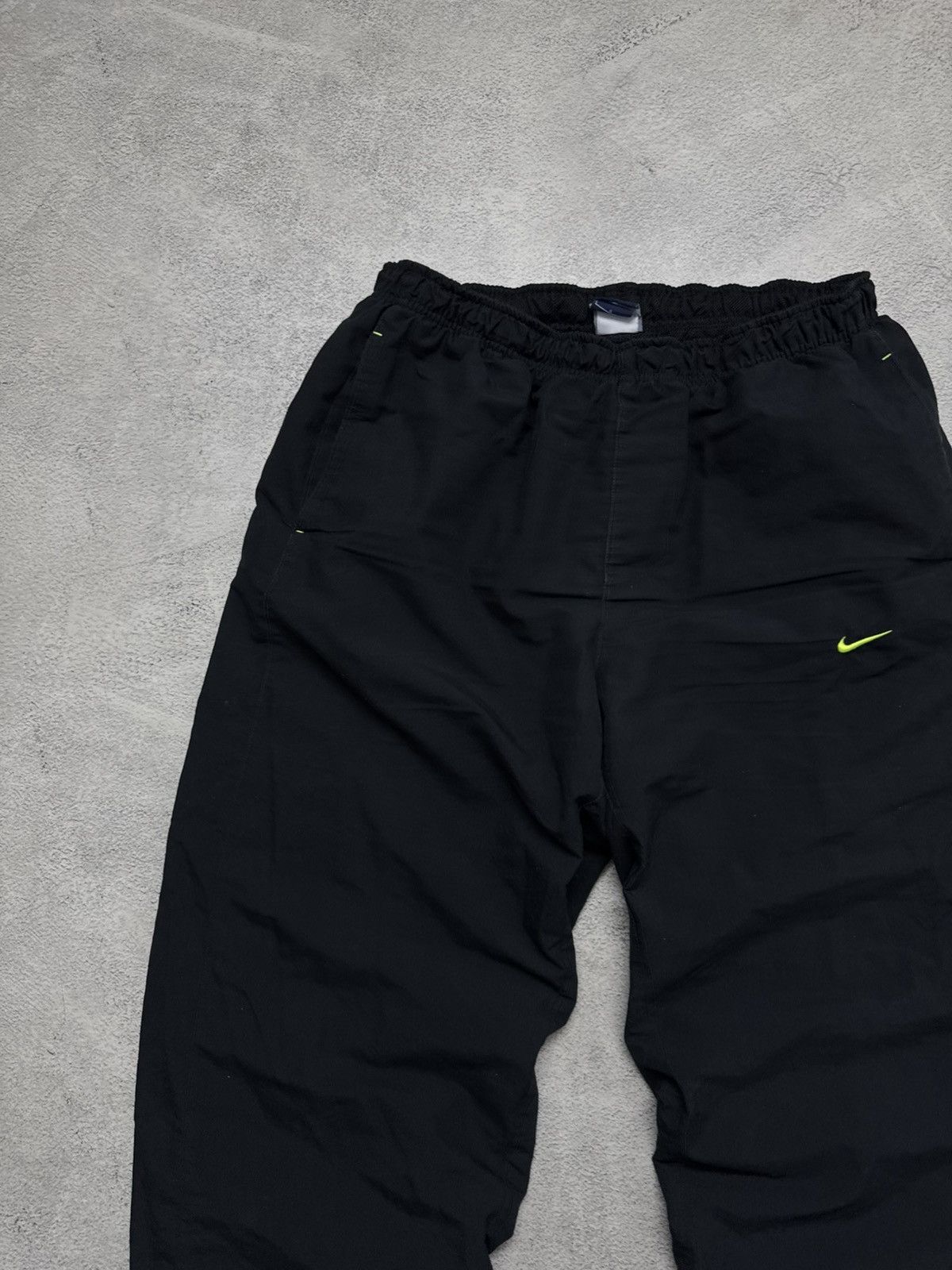 Nike Vintage Y2K Nike Nylon Pants 00’s Size US 34 / EU 50 - 5 Thumbnail