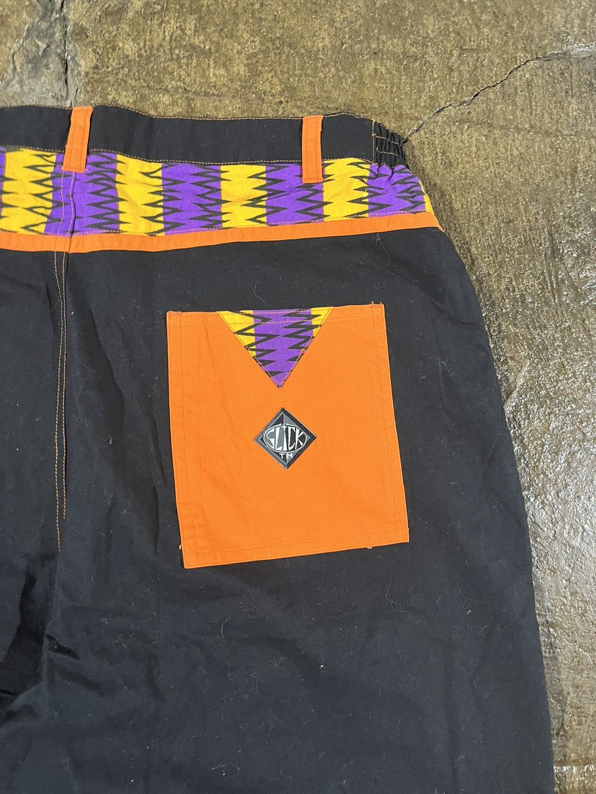 Cross Colours × Vintage Crazy Vintage 90s Slick Brand Hip-Hop Style Baggy Shorts Size US 32 / EU 48 - 11 Thumbnail