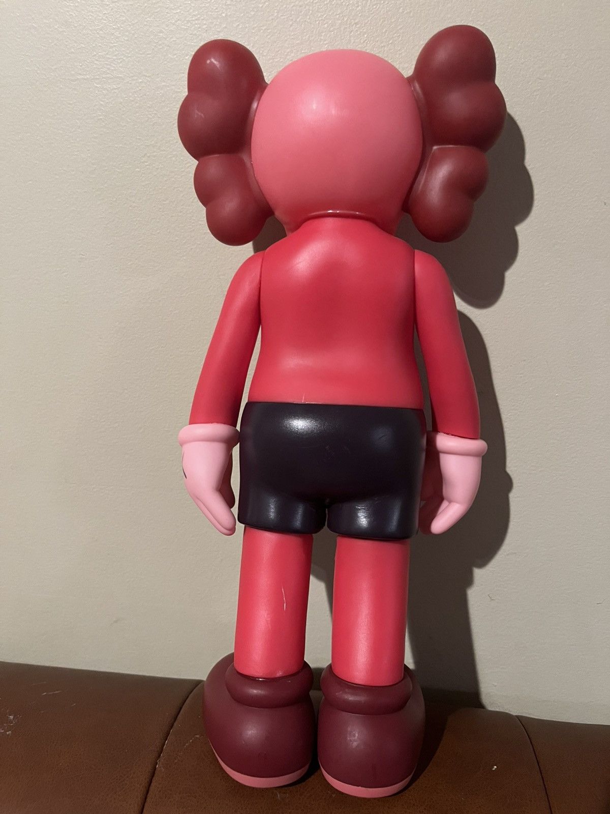 Kaws × Medicom Toy × Original Fake KAWS Companion Red (2004)-OriginalFake“8 VinylFigure Size ONE SIZE - 2 Thumbnail
