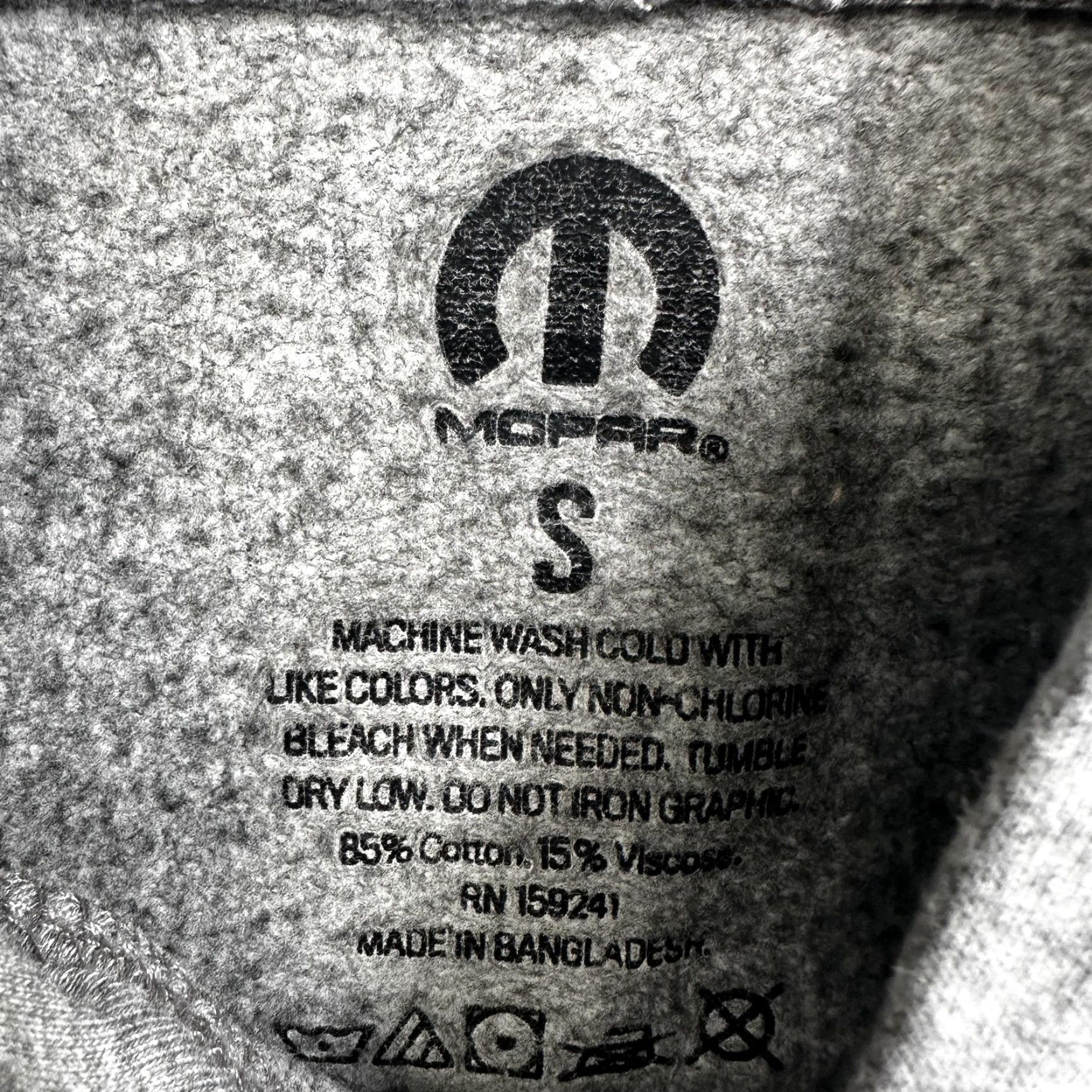 Logo 7 Mopar Hoodie Mens Small Gray Fleece Pullover Logo Graphic Sweatshirt Crew Neck Pockets Size US S / EU 44-46 / 1 - 3 Thumbnail
