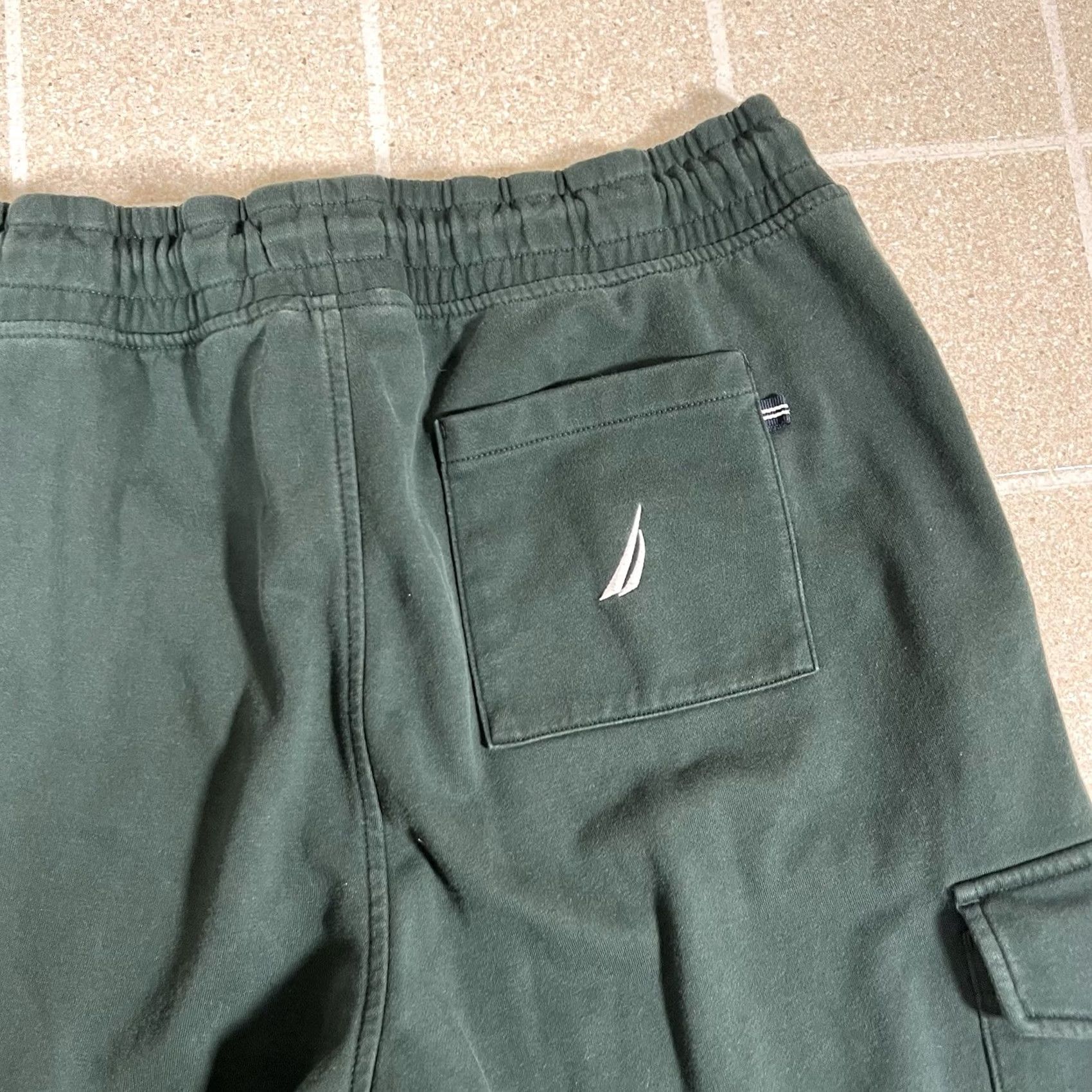 Nautica Nautica Jogger Pants XL Green Embroidered Sailing Club Logo 1983 Embroidered Green Men Size US 36 / EU 52 - 7 Thumbnail