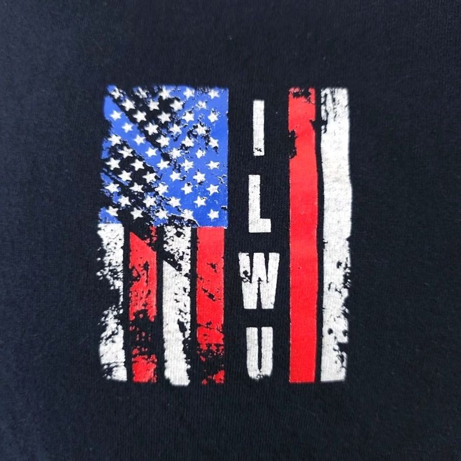 Vintage VINTAGE American Flag T Shirt Mens Size Large Black ILWU Labor Union Size US L / EU 52-54 / 3 - 3 Thumbnail