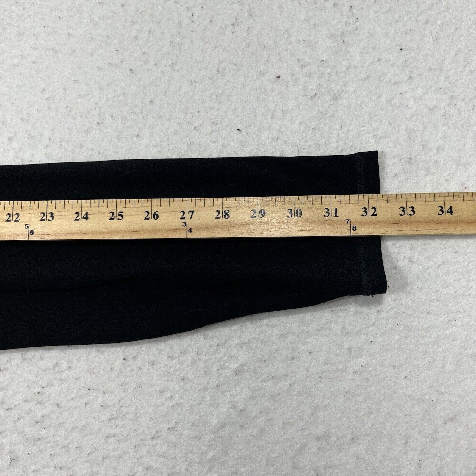 Other Fabletics Black Athletic Cropped Pull On Leggings Pants Size 32" / US 10 / IT 46 - 9 Thumbnail