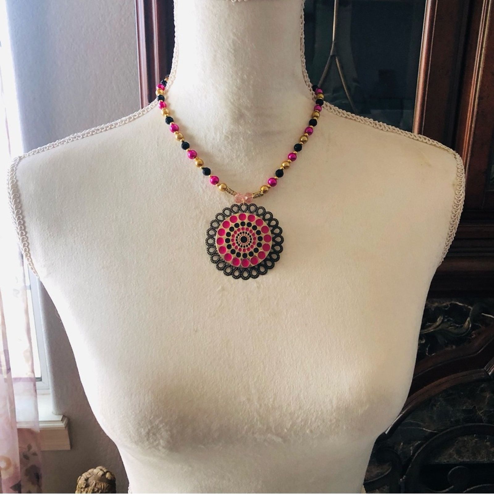 Handmade Handcrafted repurpose enamel medallion Pearl necklace Size ONE SIZE - 7 Thumbnail