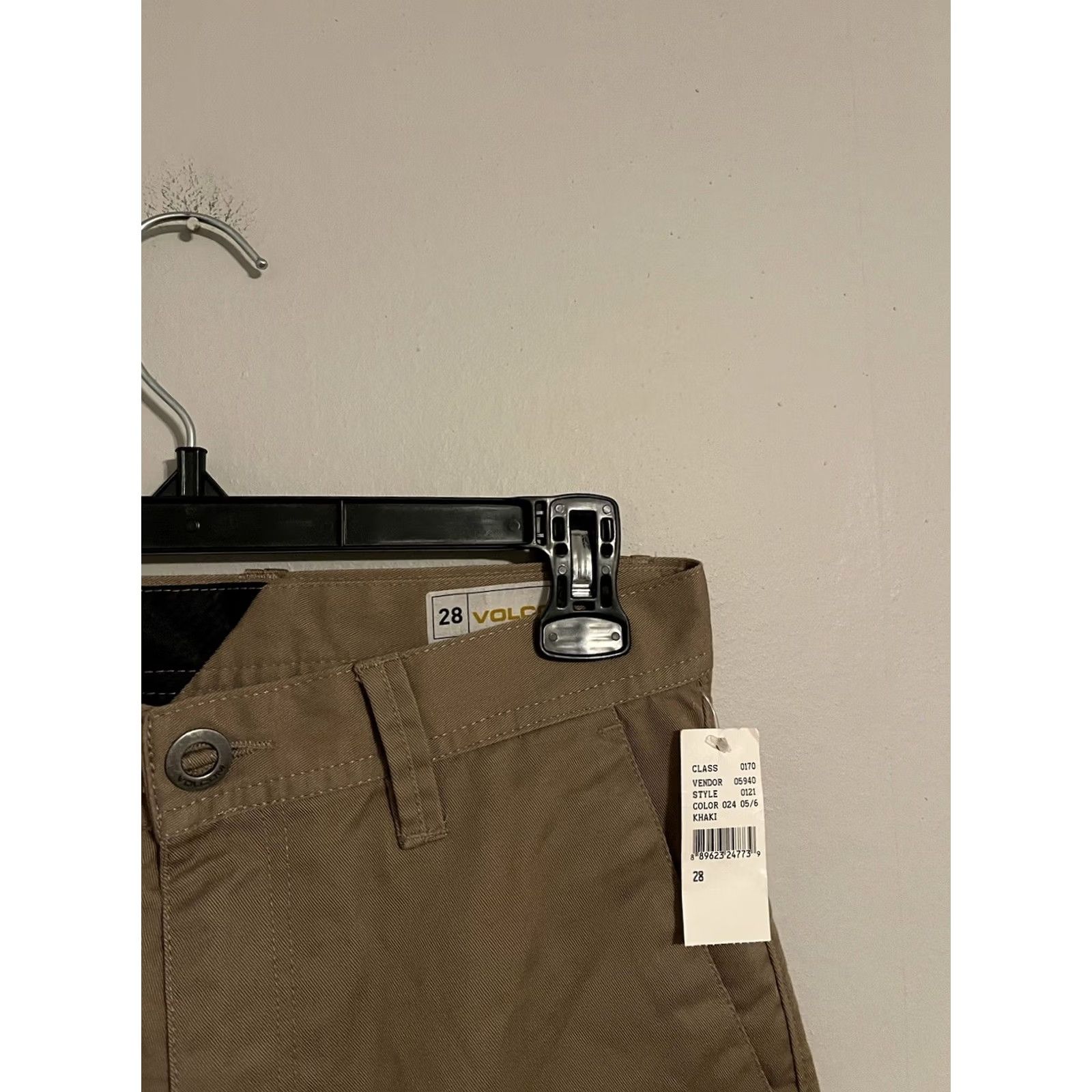 Volcom Volcom Chino Skate Shorts Men's 28 Beige Khaki Flat Front True to This New! Size US 28 / EU 44 - 2 Thumbnail