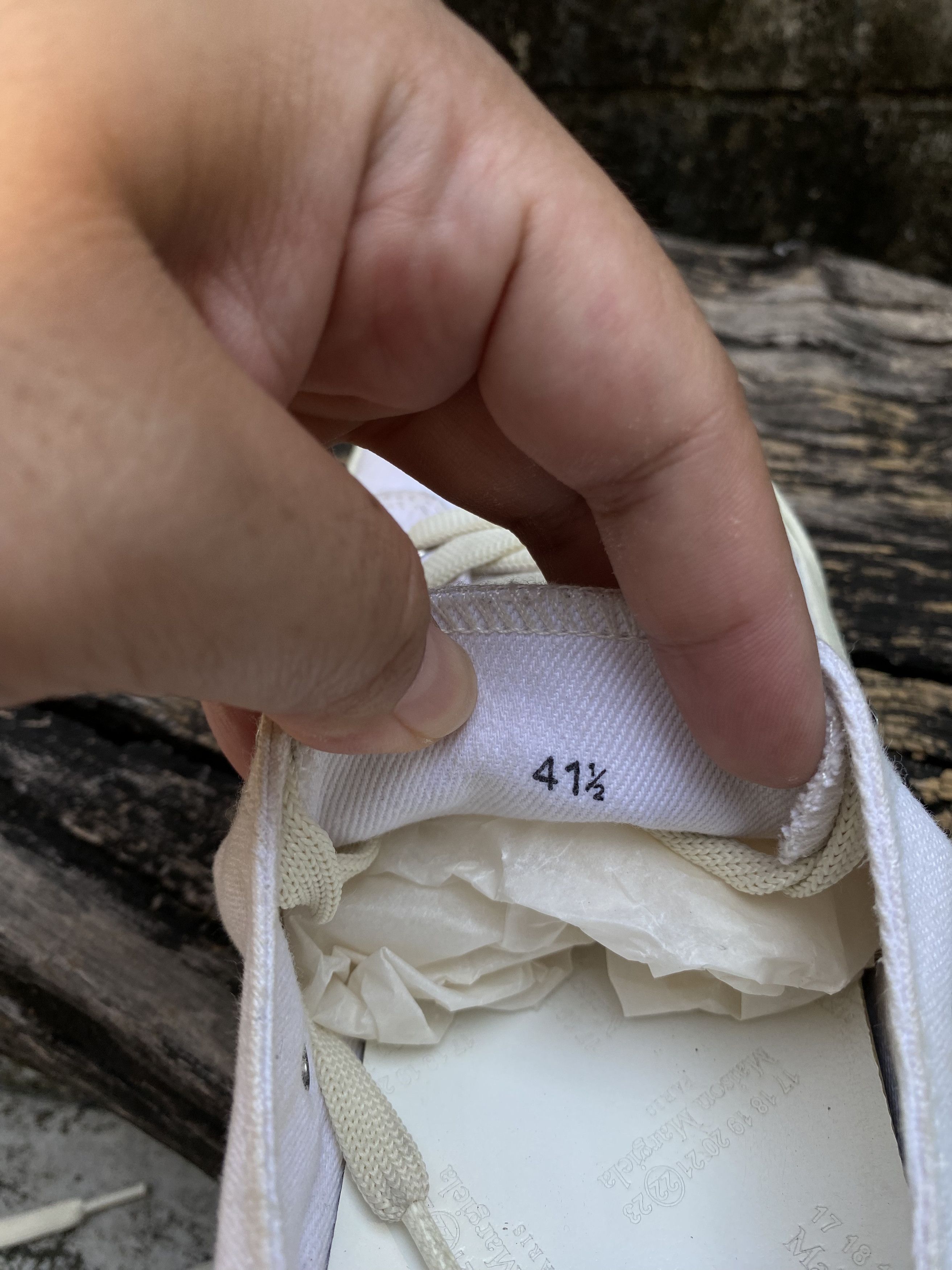 Maison Margiela Maison Margiela Tabi Canvas White EU41.5 Size US 8.5 / EU 41-42 - 8 Thumbnail