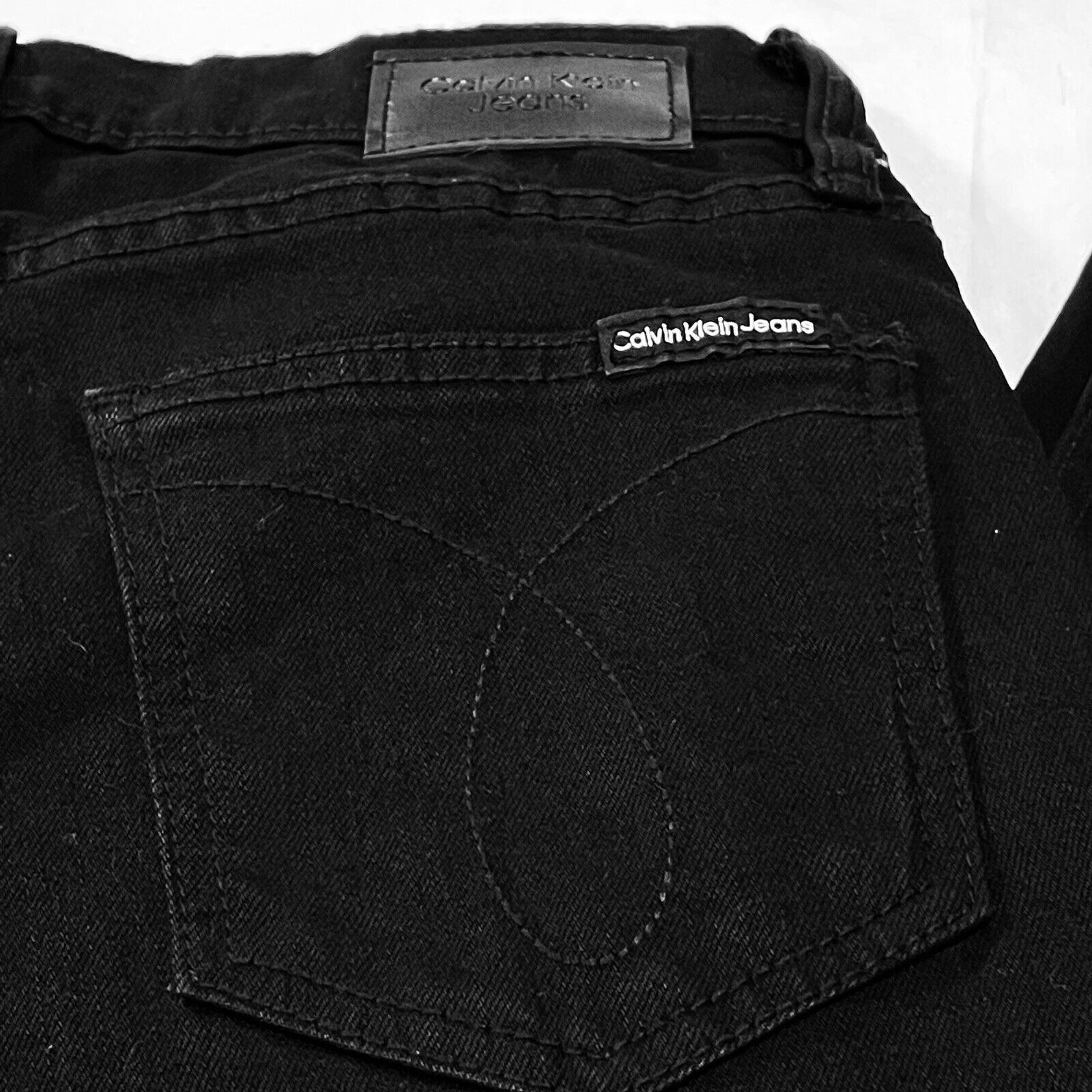 Calvin Klein Calvin Klein Women's High Rise Skinny Fitted Leg Jeans Size Size 27" / US 4 / IT 40 - 4 Thumbnail
