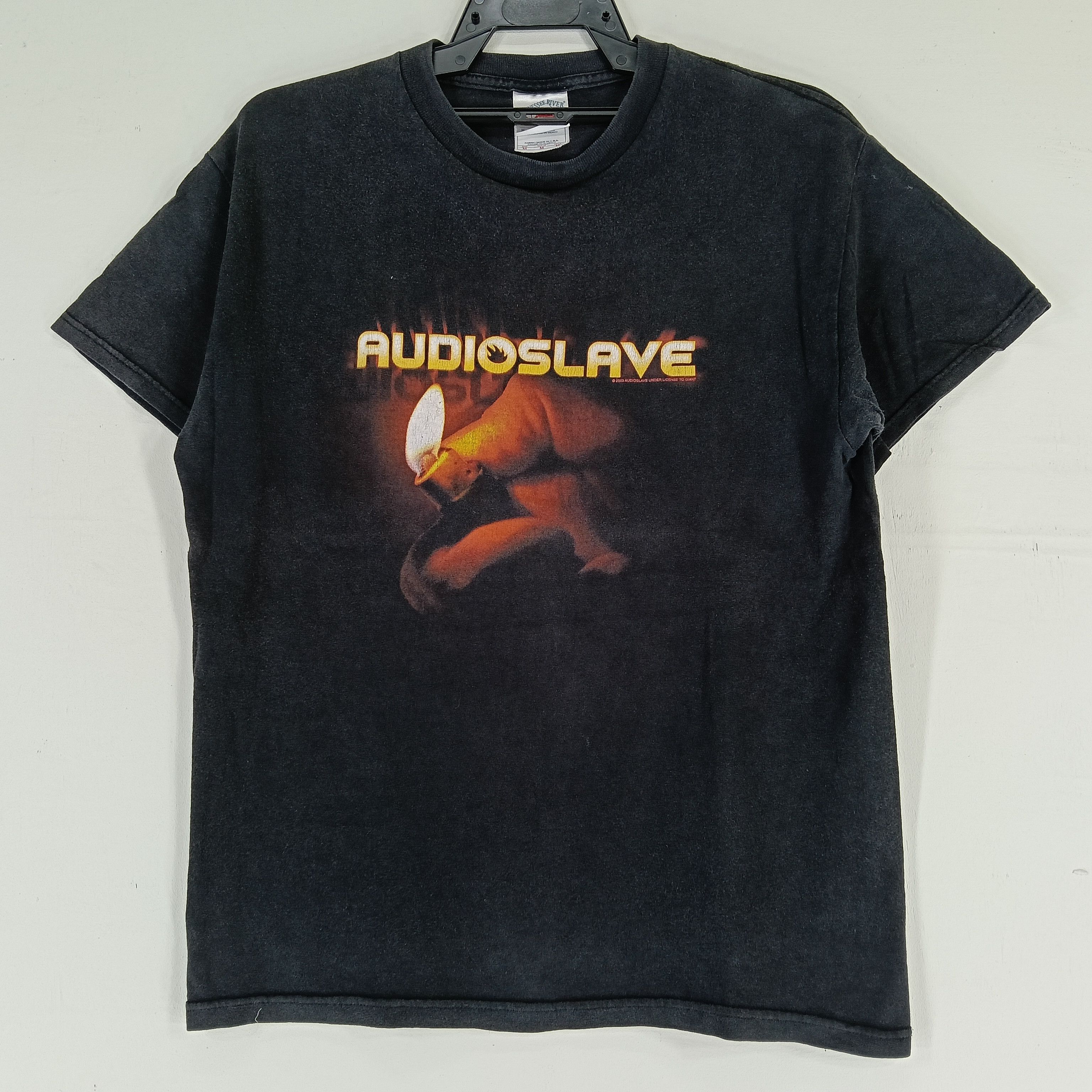 Vintage Vintage Y2K Audioslave Band T Shirt Size US M / EU 48-50 / 2 - 3 Thumbnail