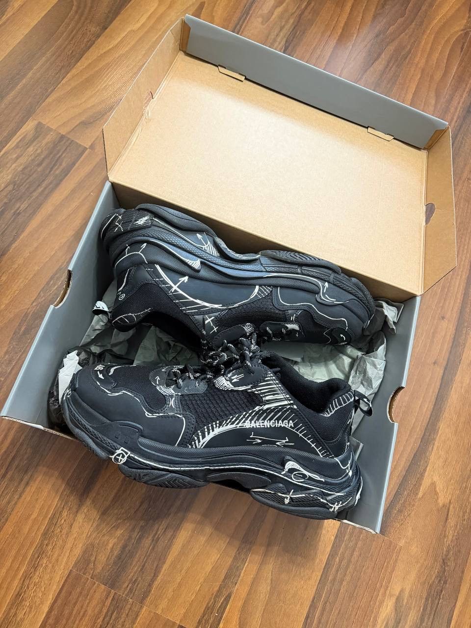Balenciaga Balenciaga Triples Logotype Black White Size US 13 / EU 46 - 4 Thumbnail
