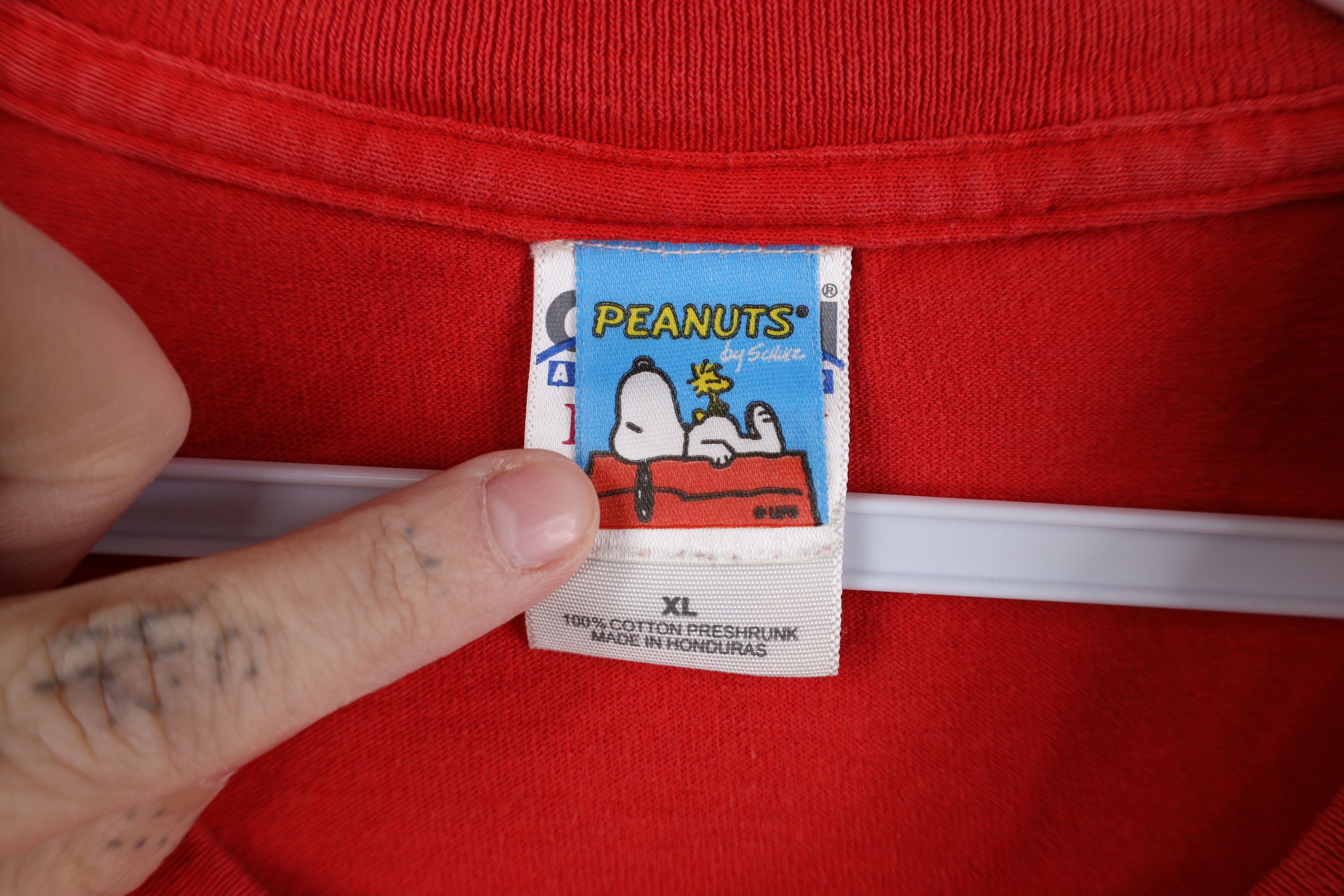 Vintage Vintage Peanuts Charlie Brown Snoopy Christmas T-Shirt Red Size US XL / EU 56 / 4 - 10 Thumbnail