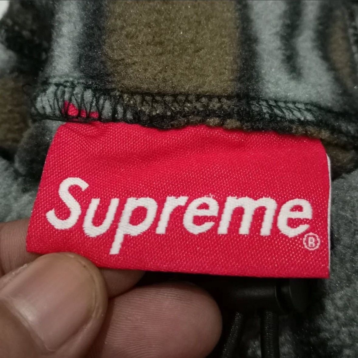 Supreme Supreme Polartec Size US L / EU 52-54 / 3 - 3 Thumbnail