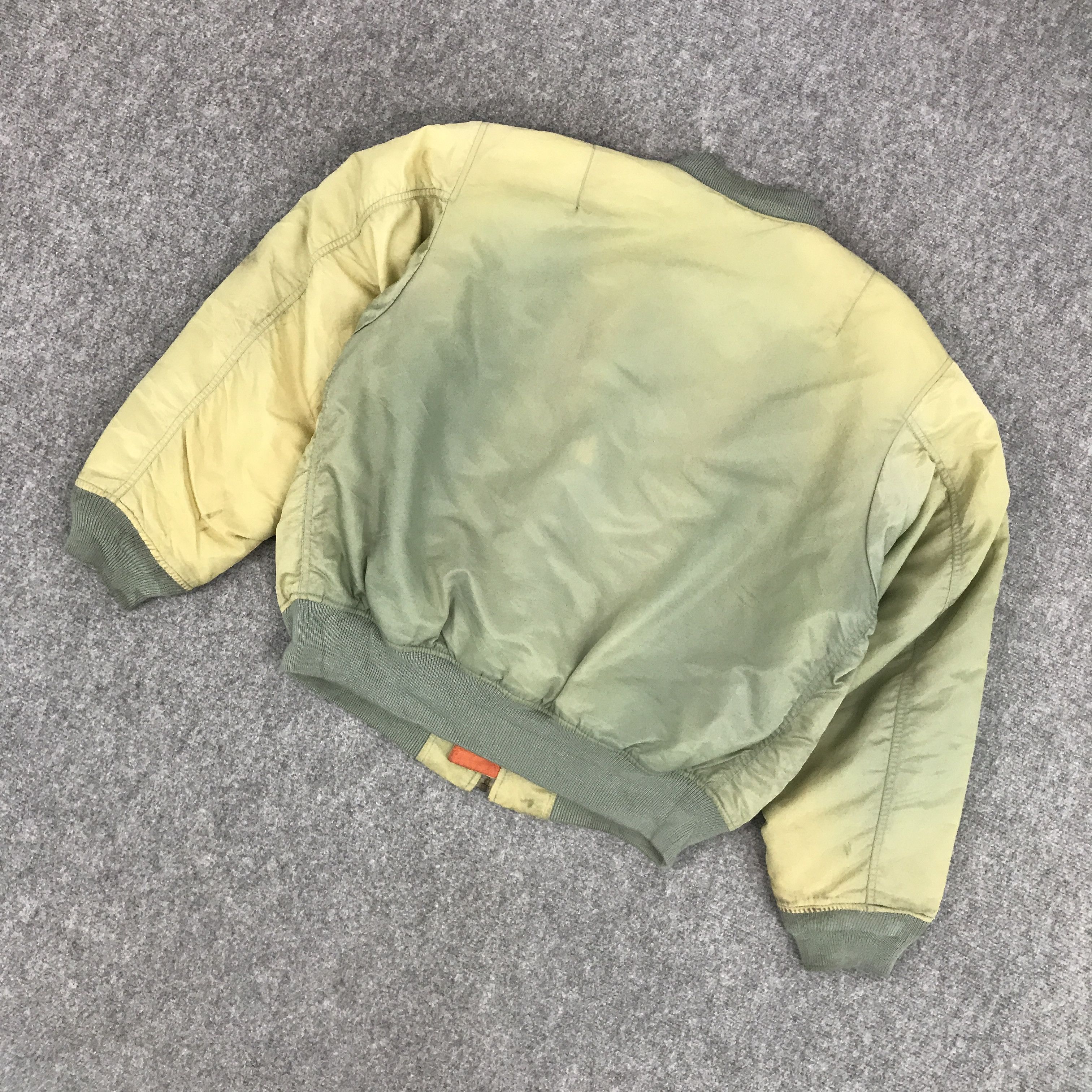 Converse VTG CONVERSE FADED BOMBER JACKET Size US L / EU 52-54 / 3 - 6 Thumbnail