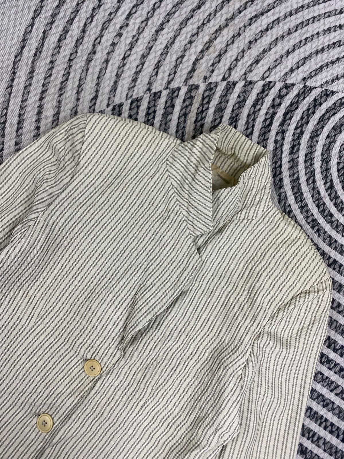 Emporio Armani Vintage Emporio Armani Minimalist Pinstriped Blazer Size S / US 4 / IT 40 - 6 Thumbnail