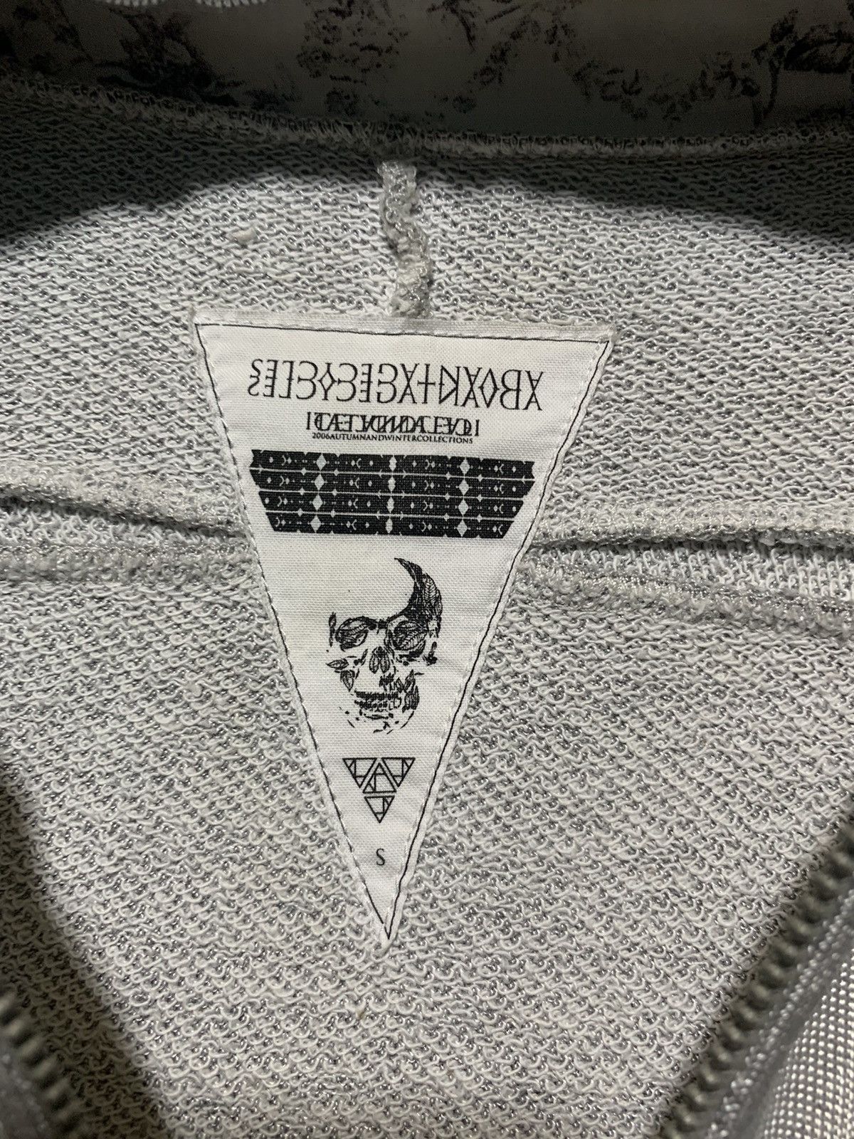 14th Addiction Advantage cycle triangle silver hoodie Made in Japan Size US S / EU 44-46 / 1 - 15 Thumbnail