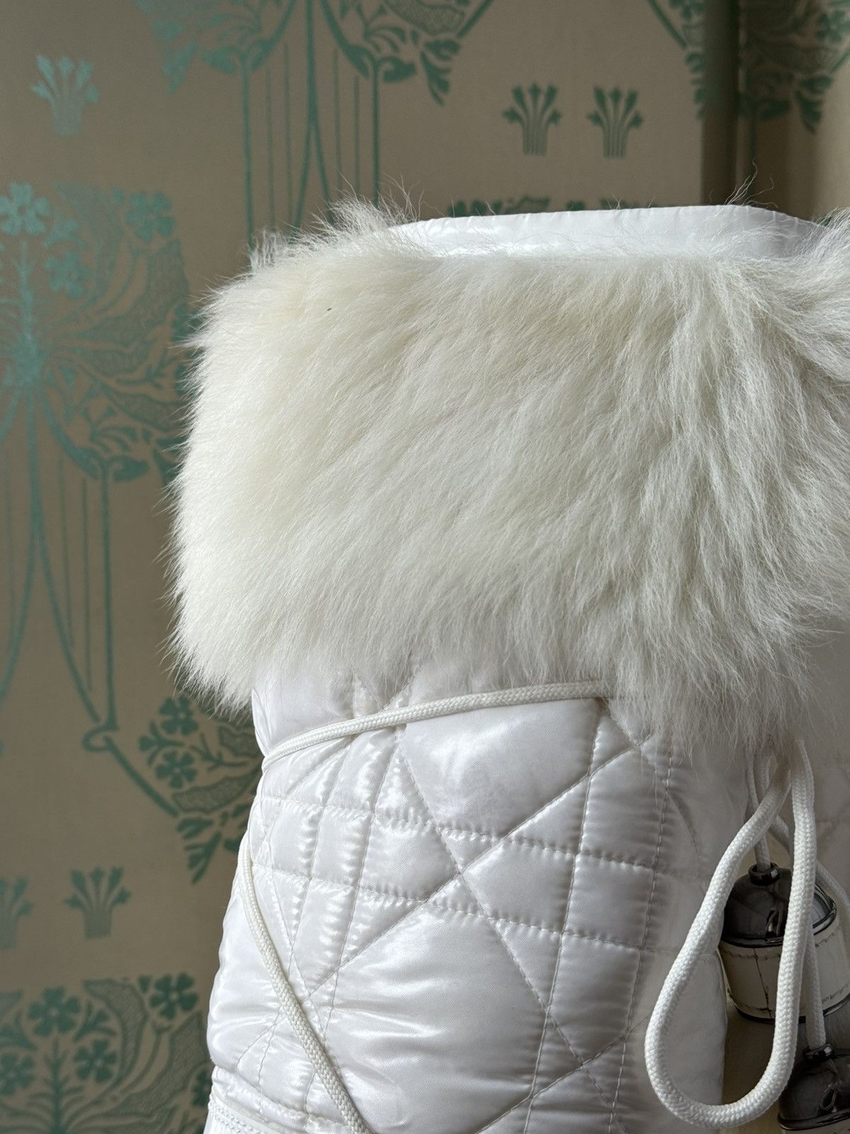 Dior DIOR Moon Boots Fur Snow White by John Galliano Size: 35-37 Size US 6 / IT 36 - 19 Thumbnail