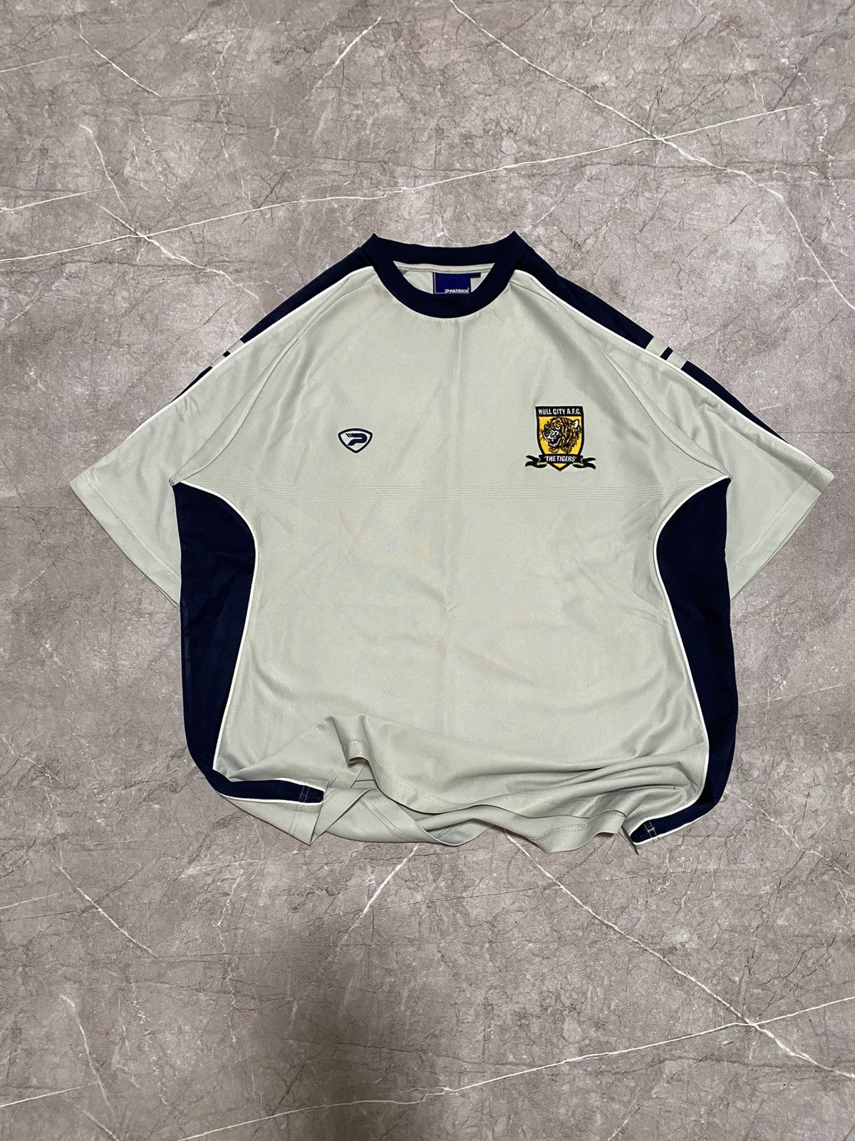 Vintage Vintage Patrick Hull City Tigers Johnson #60 Soccer Jersey Size US XL / EU 56 / 4 - 2 Thumbnail