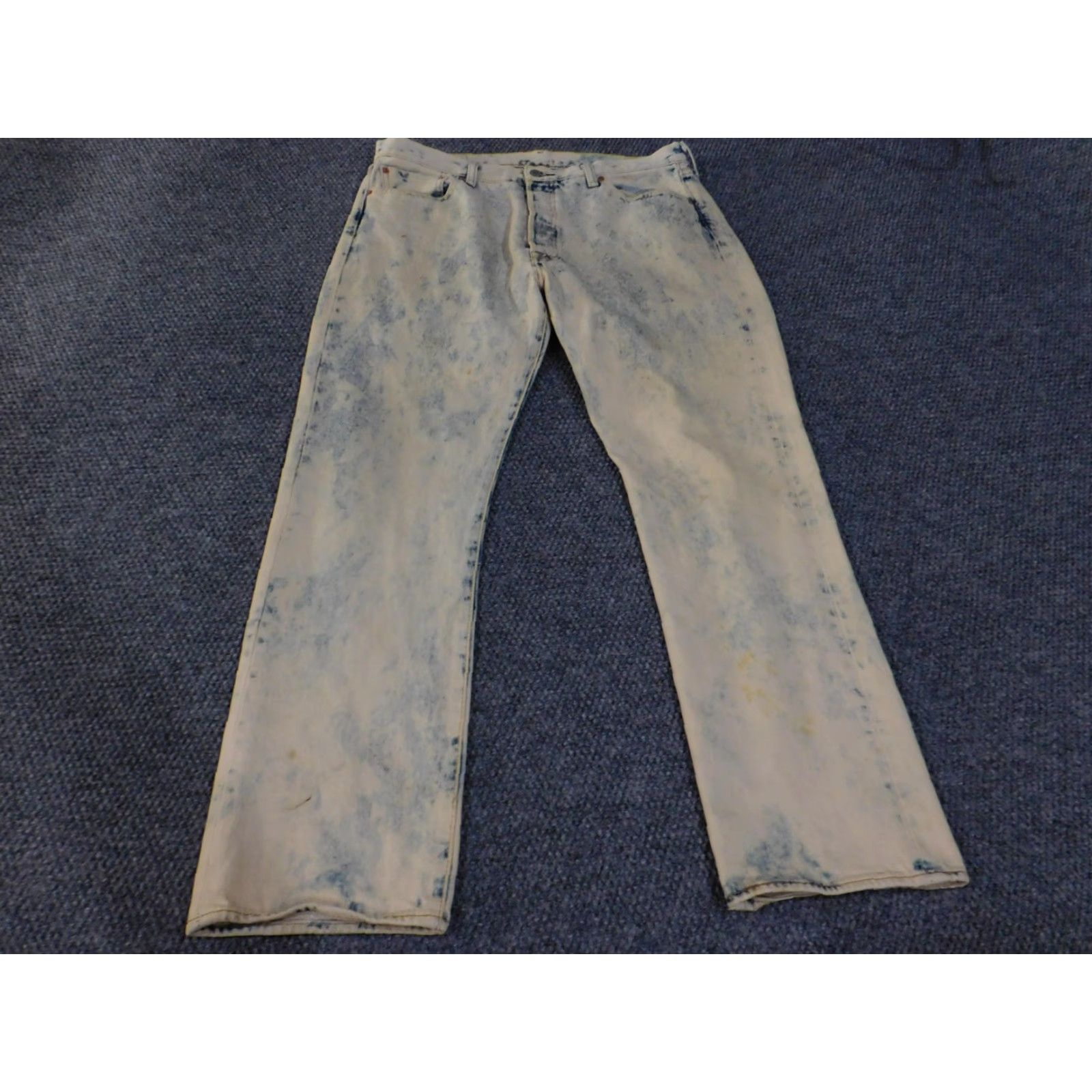 Levi's VINTAGE Levi's 501 Jeans Mens 36x30 Bleach Stain White Acid Wash Straight Leg Button Fly Denim 501 Series Regular Mens Size US 36 / EU 52 - 2 Thumbnail