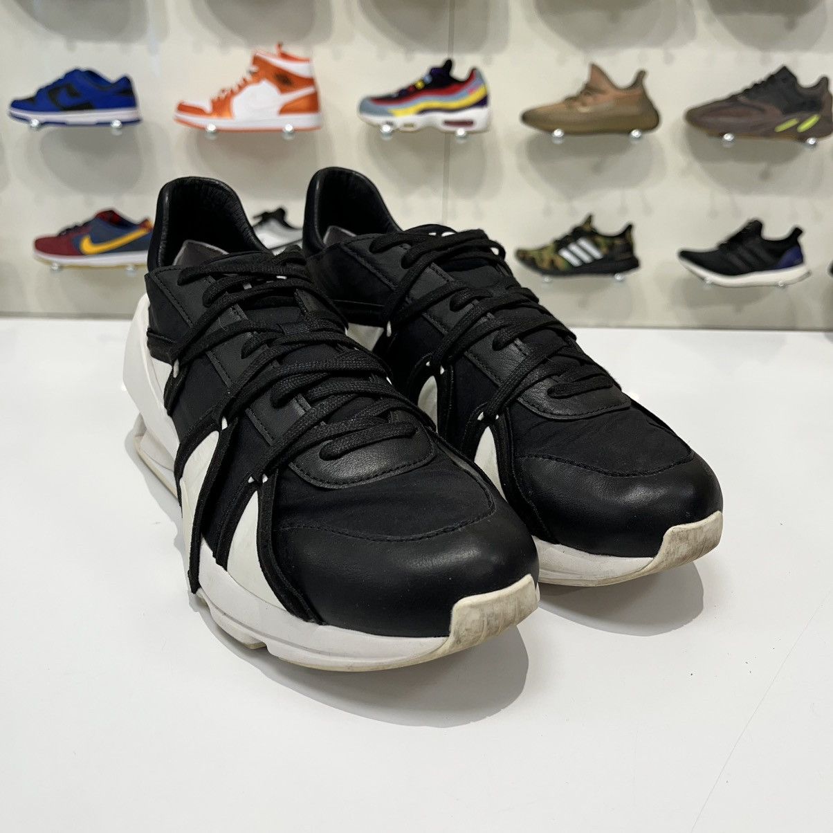 Adidas × Y-3 × Yohji Yamamoto Adidas Y-3 Sukui III Black Core White Size US 9 / EU 42 - 8 Thumbnail
