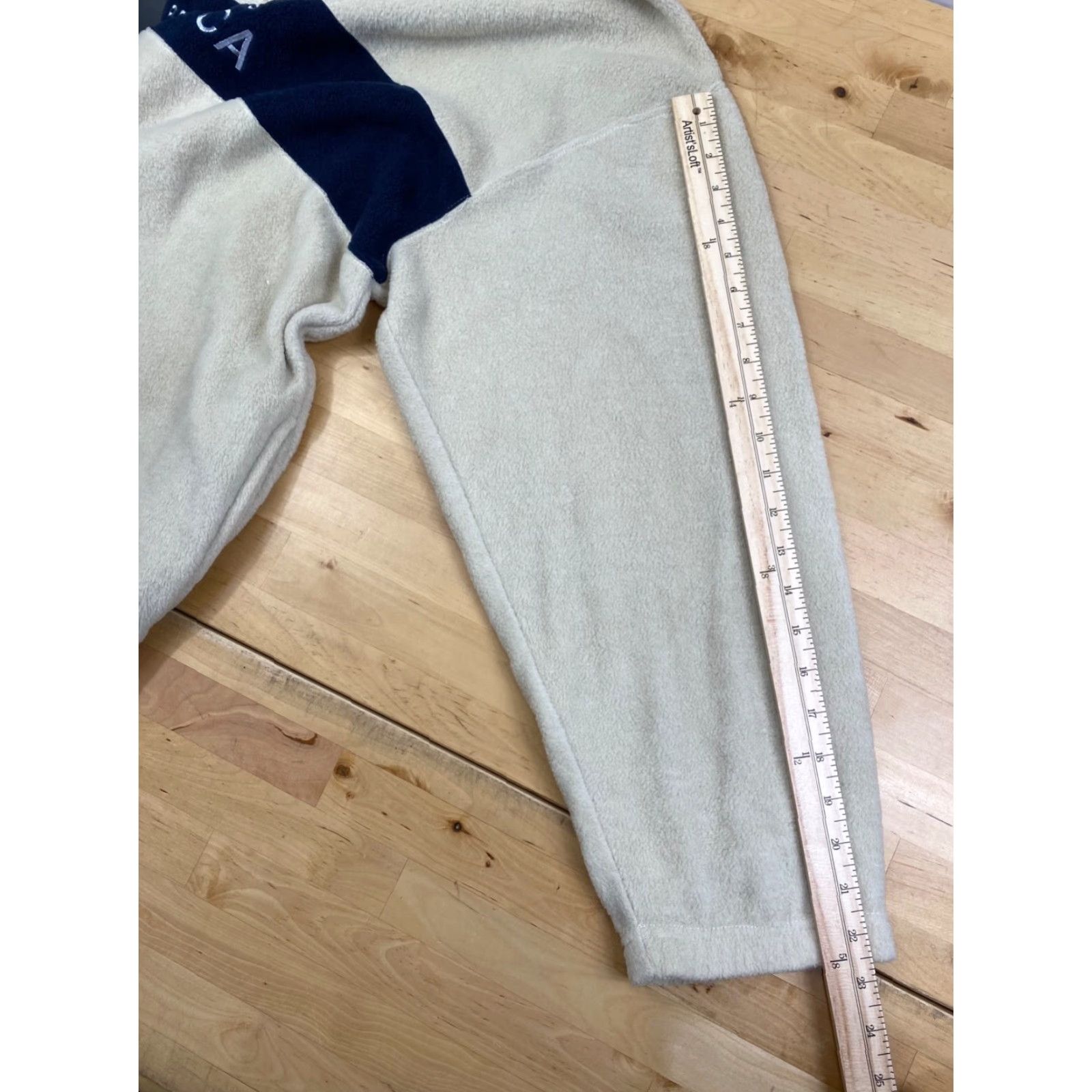 Perry Ellis VINTAGE Perry Ellis America Active Pullover 1/4 Zip Tan Beige Fleece Mock Neck Long Sleeve Sweatshirt Mens L 90s Retro Outdoor Casual Size US L / EU 52-54 / 3 - 7 Thumbnail