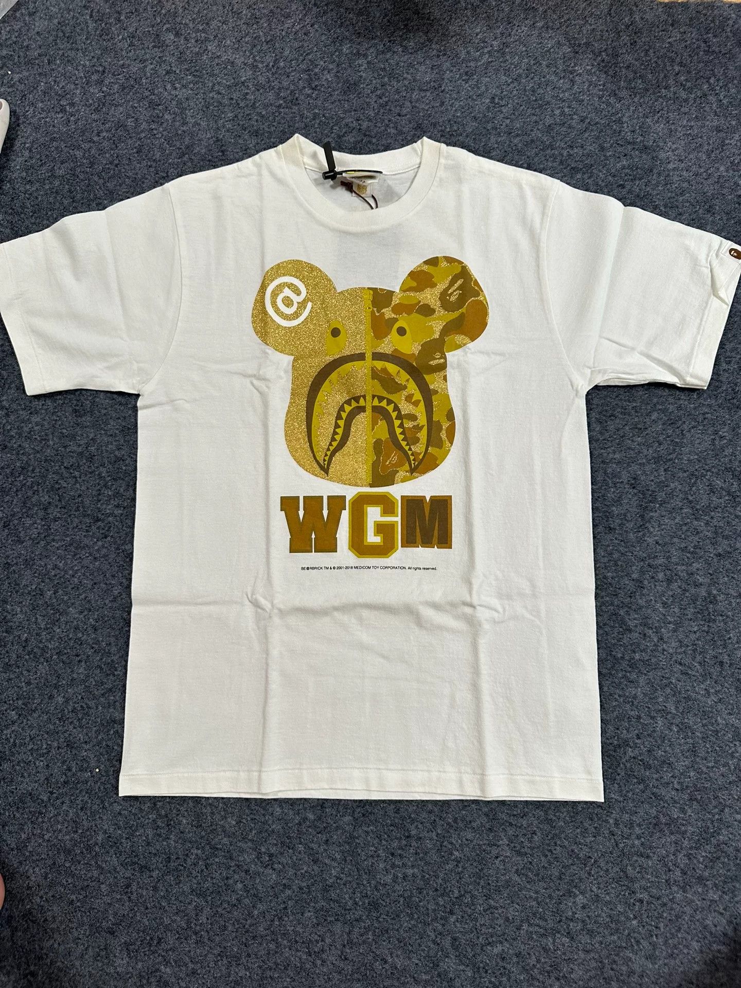 Bape Bape Multi Shark T-Shirt Casual Size US M / EU 48-50 / 2 - 1 Thumbnail