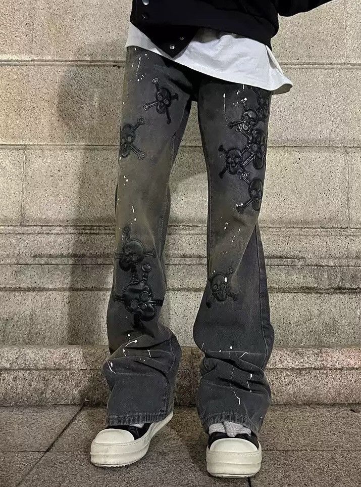 image of Vintage Avant Garde Retro Skull Paint Splattered Jeans Pants in Black, Men's (Size 30)