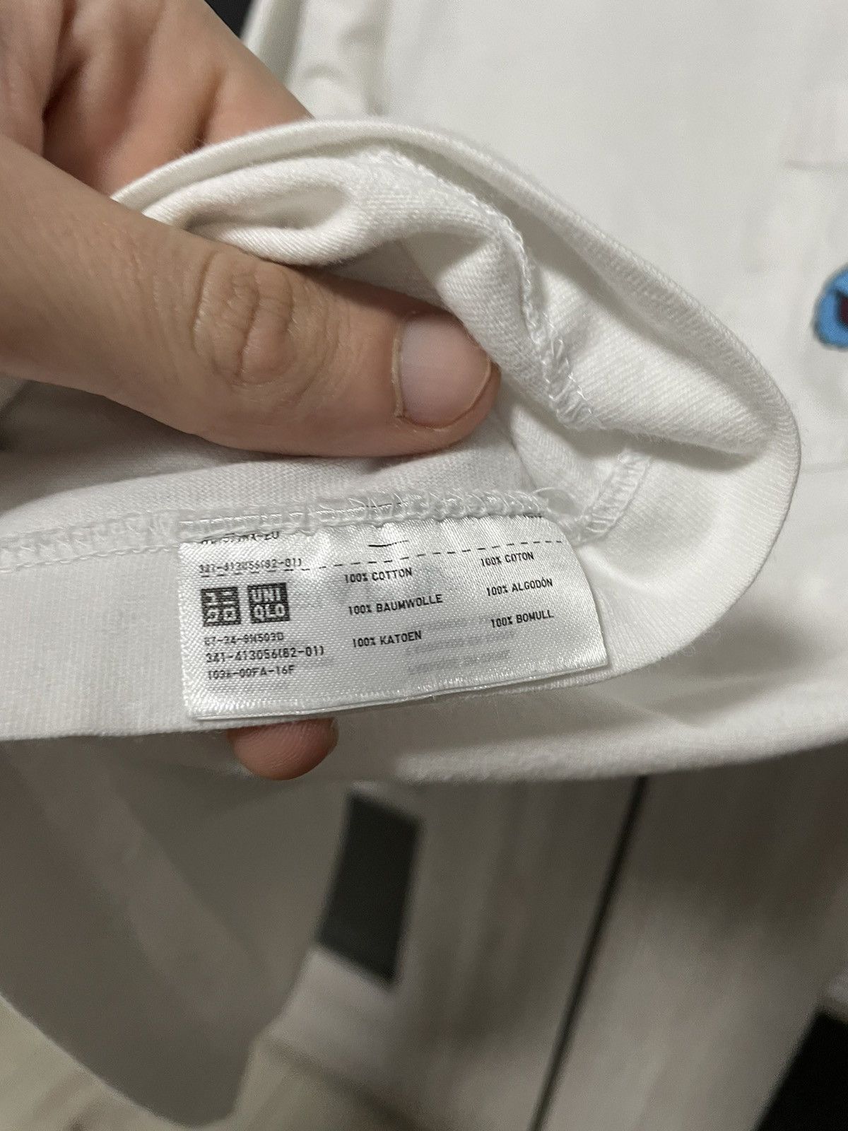 Japanese Brand Kaws x Uniqlo Sesame Street Elmo Pocket Tee White UT S Size US S / EU 44-46 / 1 - 8 Thumbnail