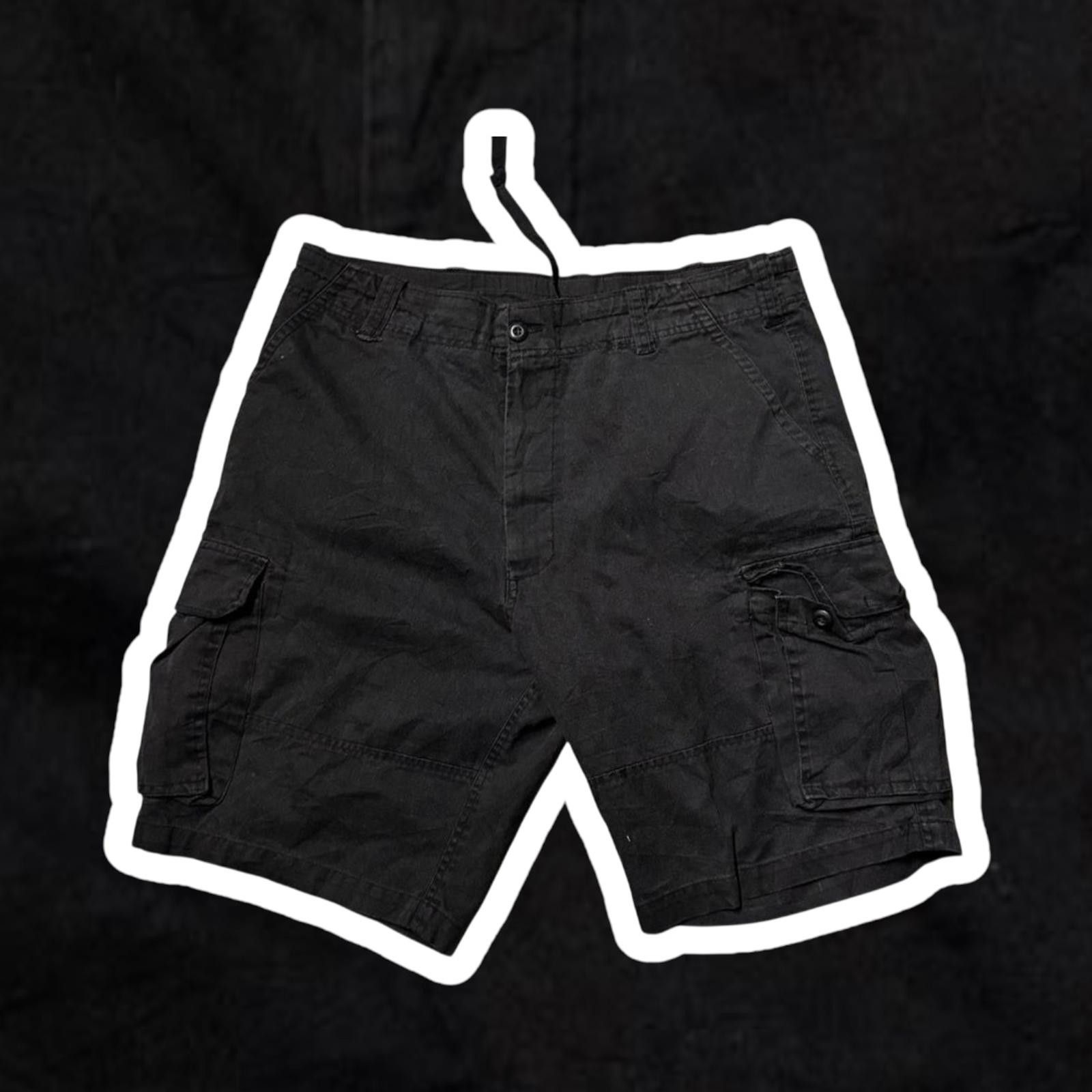 Designer Men's Black Cargo Shorts - Size Large Size US 37 - 1 Thumbnail