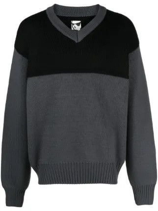 GR10K GR10K two-tone design V-neck jumper Wool Medium Black Grey Size US M / EU 48-50 / 2 - 9 Thumbnail