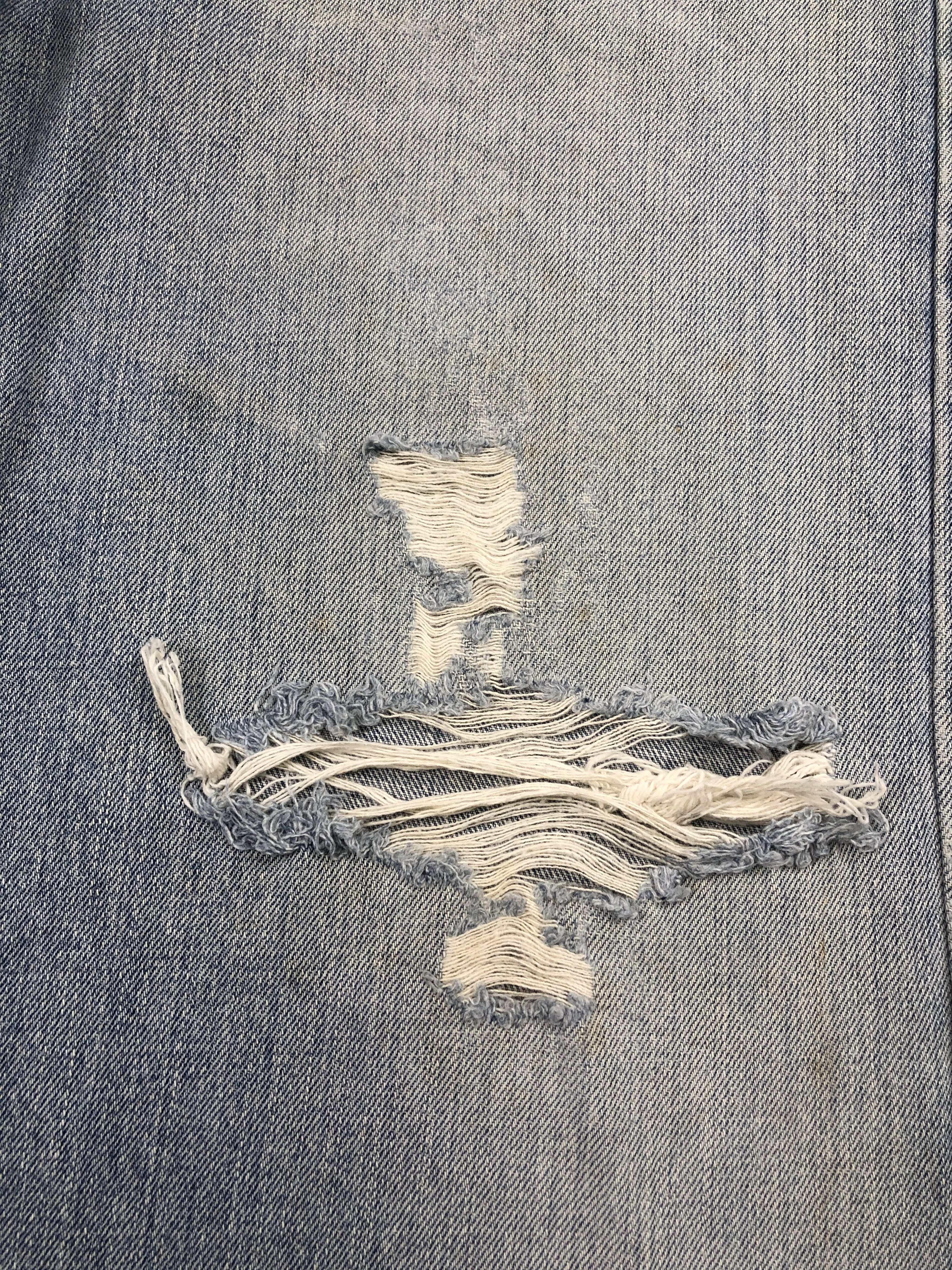 Levi's Vintage Levis 559 Distressed Blue Loose Jeans DP2461 Size US 35 - 11 Thumbnail