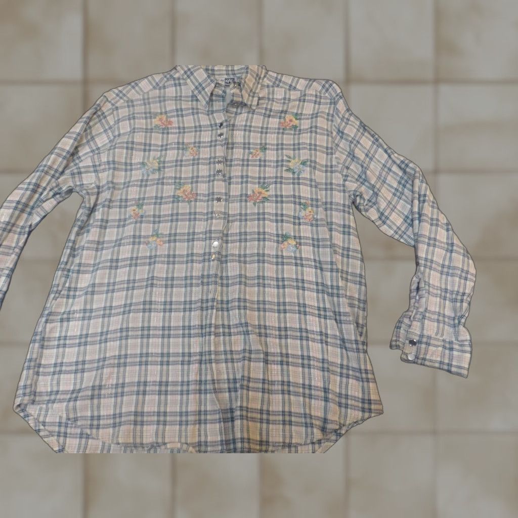 Vintage Krazy Kat Womens Shirt Medium plaid flowers button down Size M / US 6-8 / IT 42-44 - 1 Thumbnail