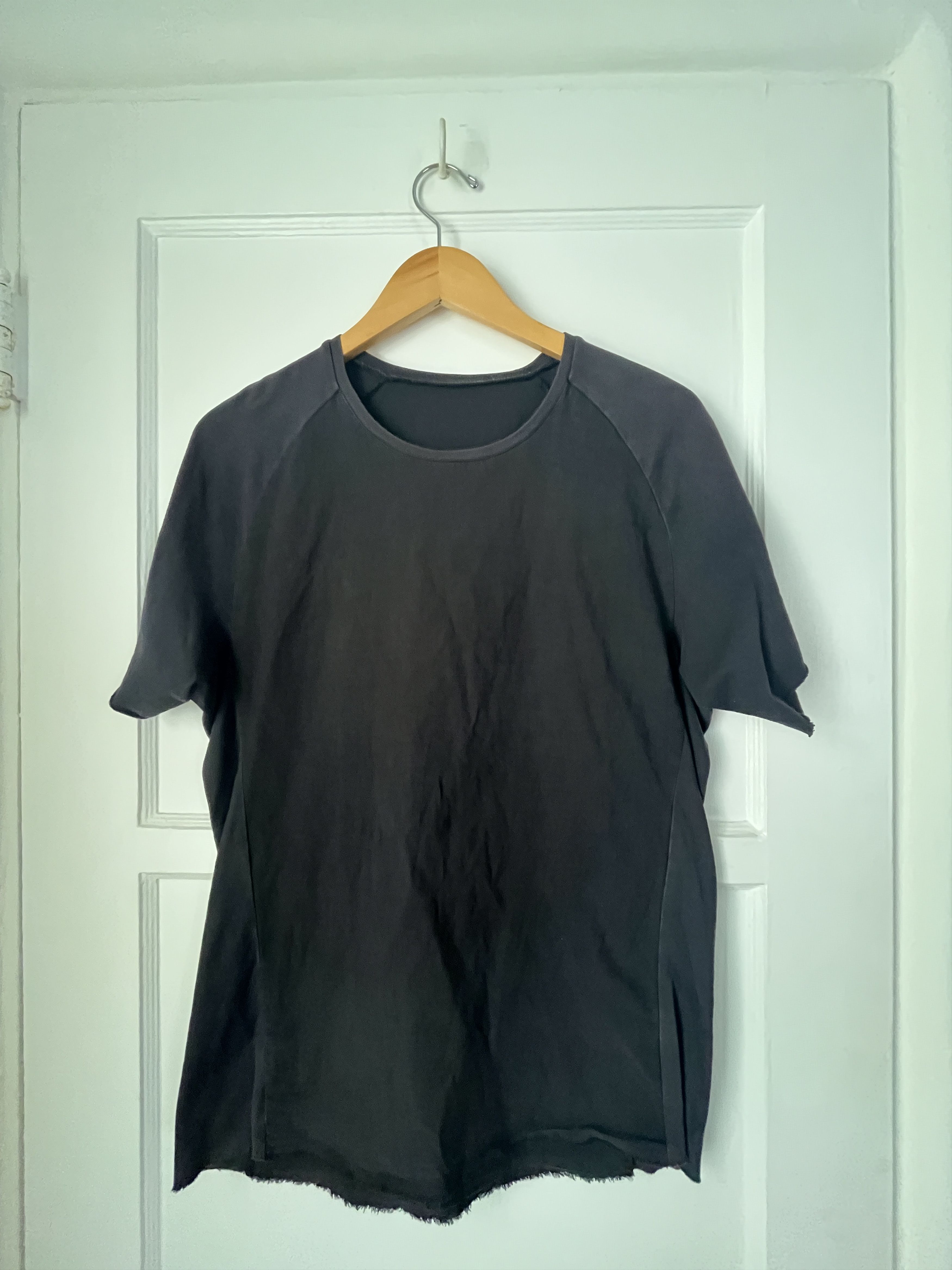 L'Maltieri T-Shirt Size 4